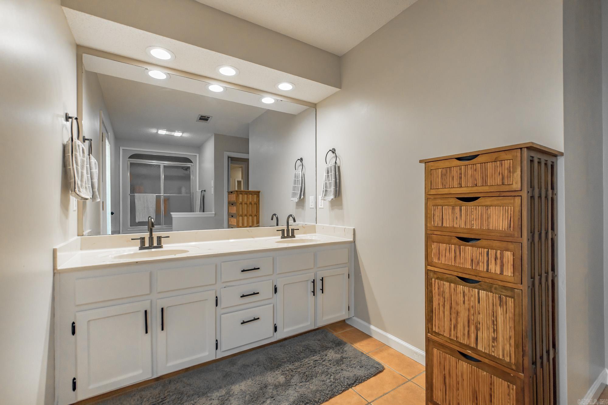 OVERBROOK - Residential