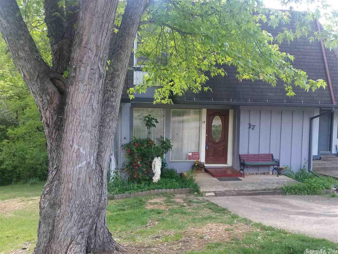 Townhouse 2nd - Residential Lease