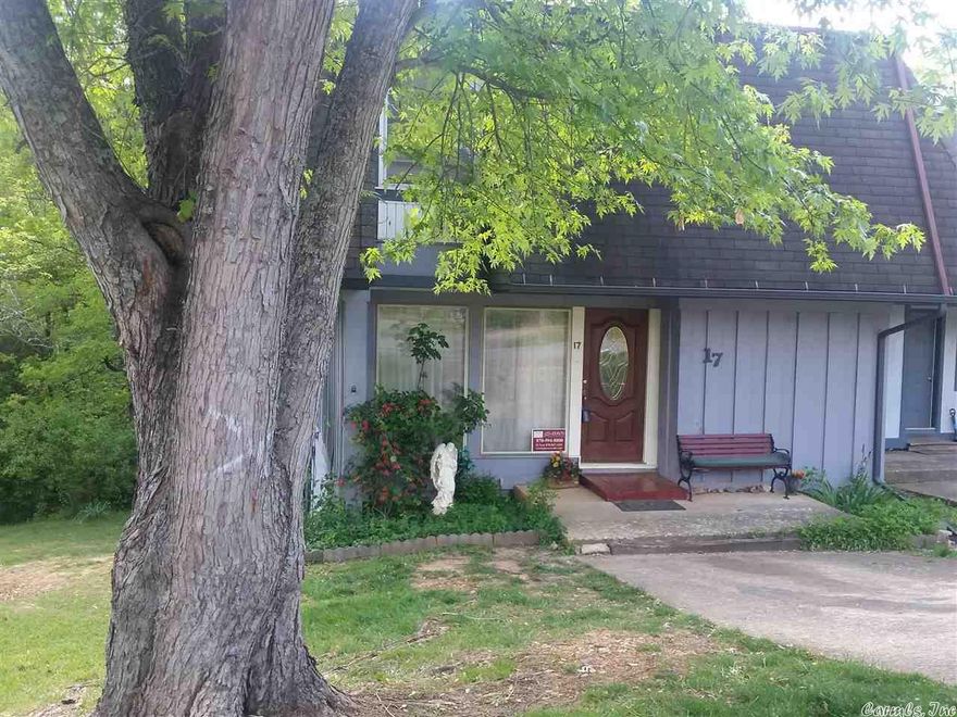 AVAIL to rent March 1st. ROOMY TOWNHOUSE! Enjoy nature & wildlife from your deck on this multi-level townhouse which also has updated kitchen and baths, large living/dining combination & close to pools/town center. New heat pump installed spring 2015. Upper level has large master bedroom with private bath. 2nd bedroom has access to Hollywood bath. Main level has another 1/2 bath, and beautiful deck. Patio on lower level w/sliding doors opening from rec room/poss. sleeping area, w/laundry area