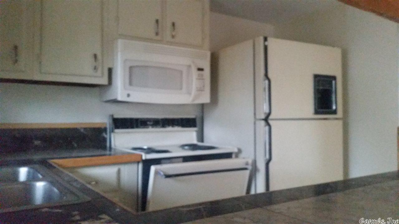 Townhouse 2nd - Residential Lease