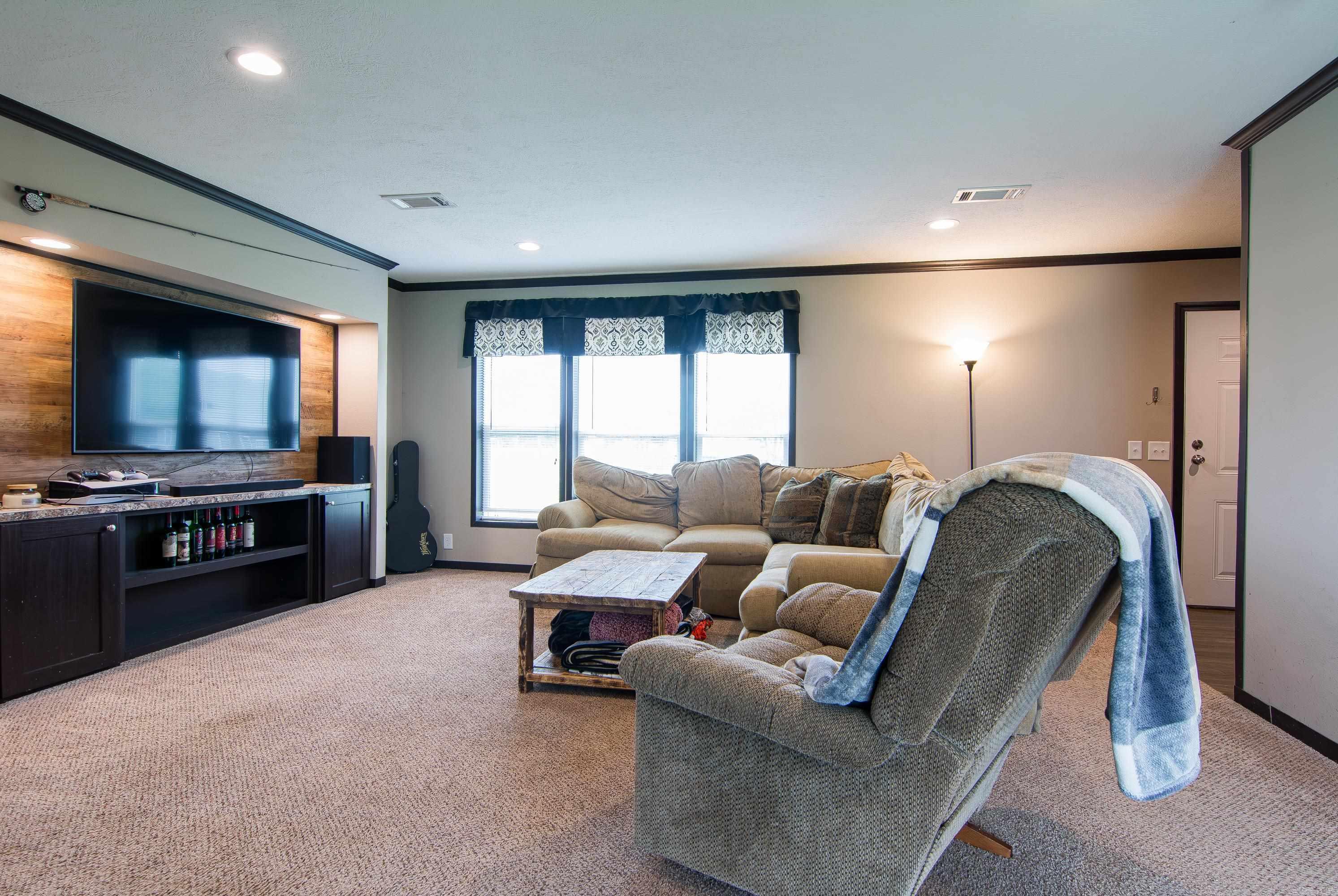 SHADY VALLEY - Residential