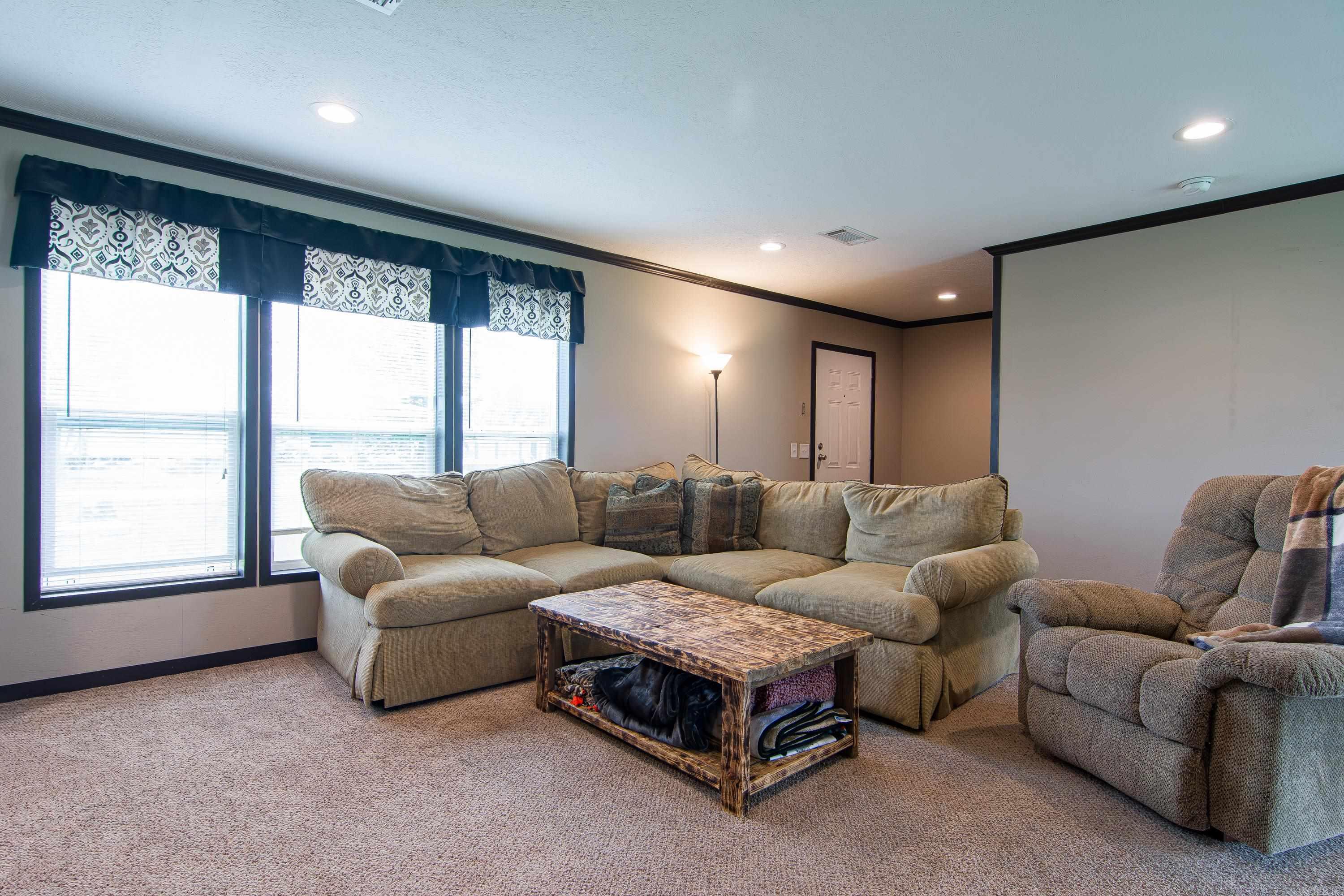 SHADY VALLEY - Residential