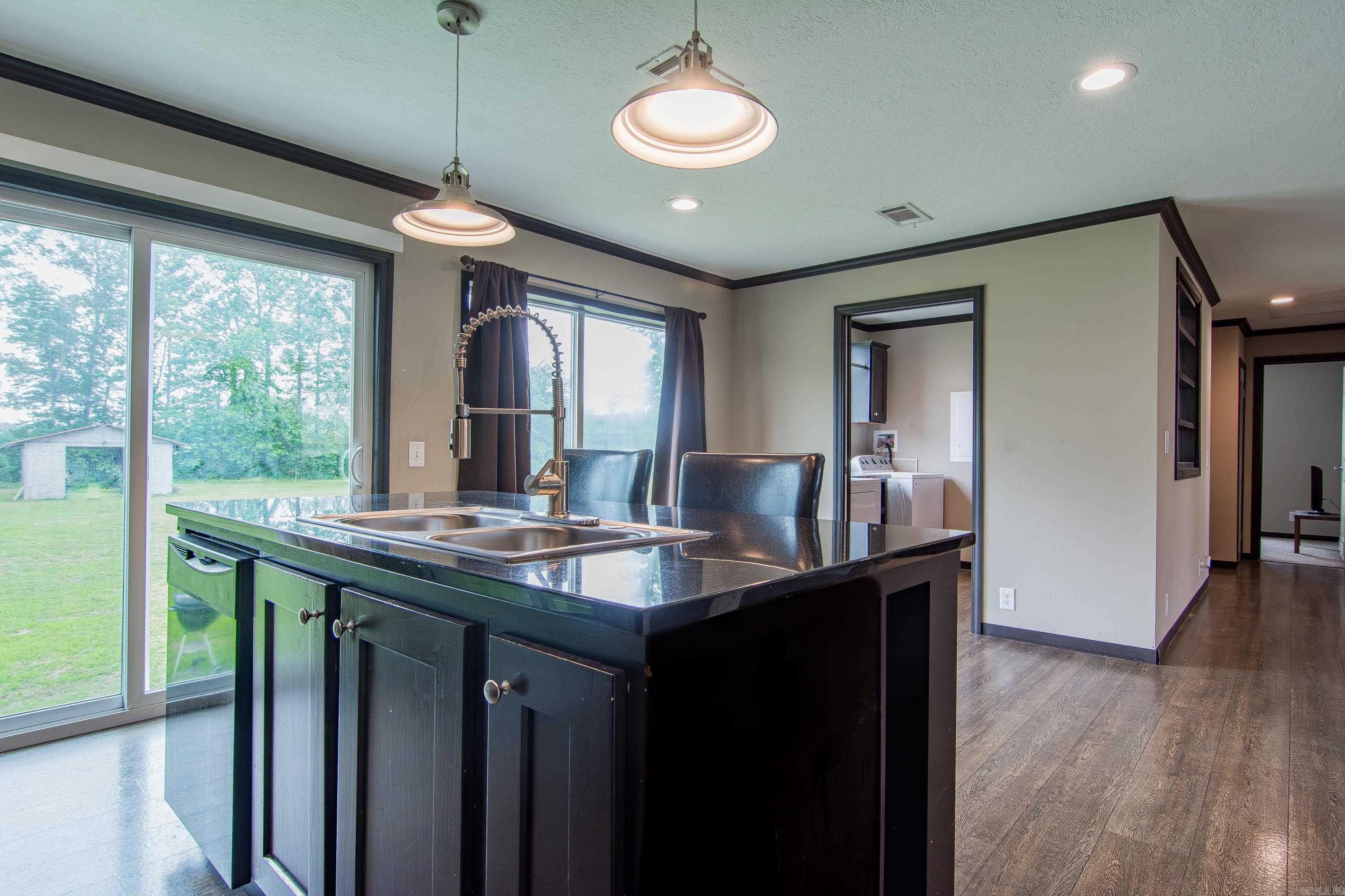 SHADY VALLEY - Residential