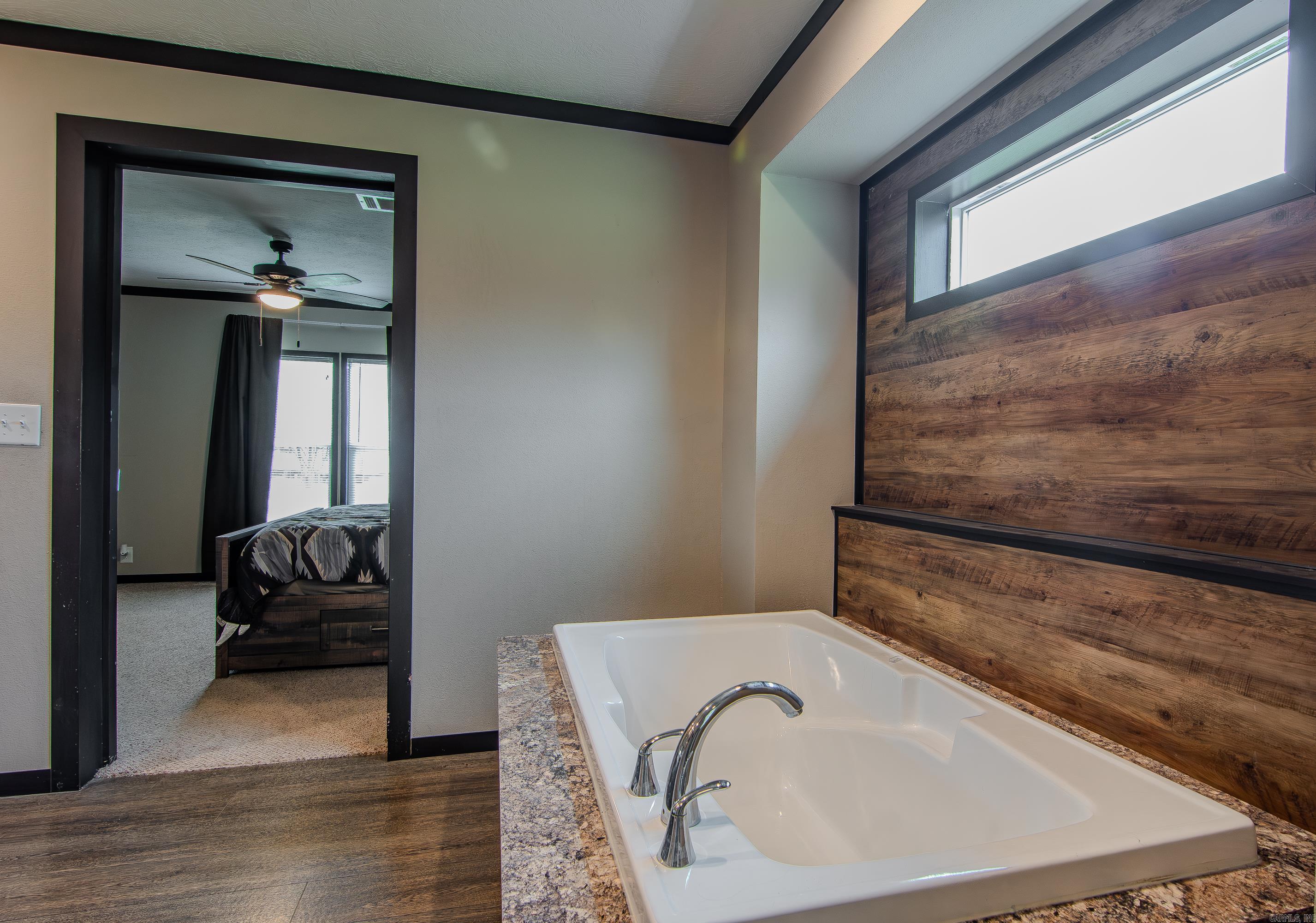 SHADY VALLEY - Residential