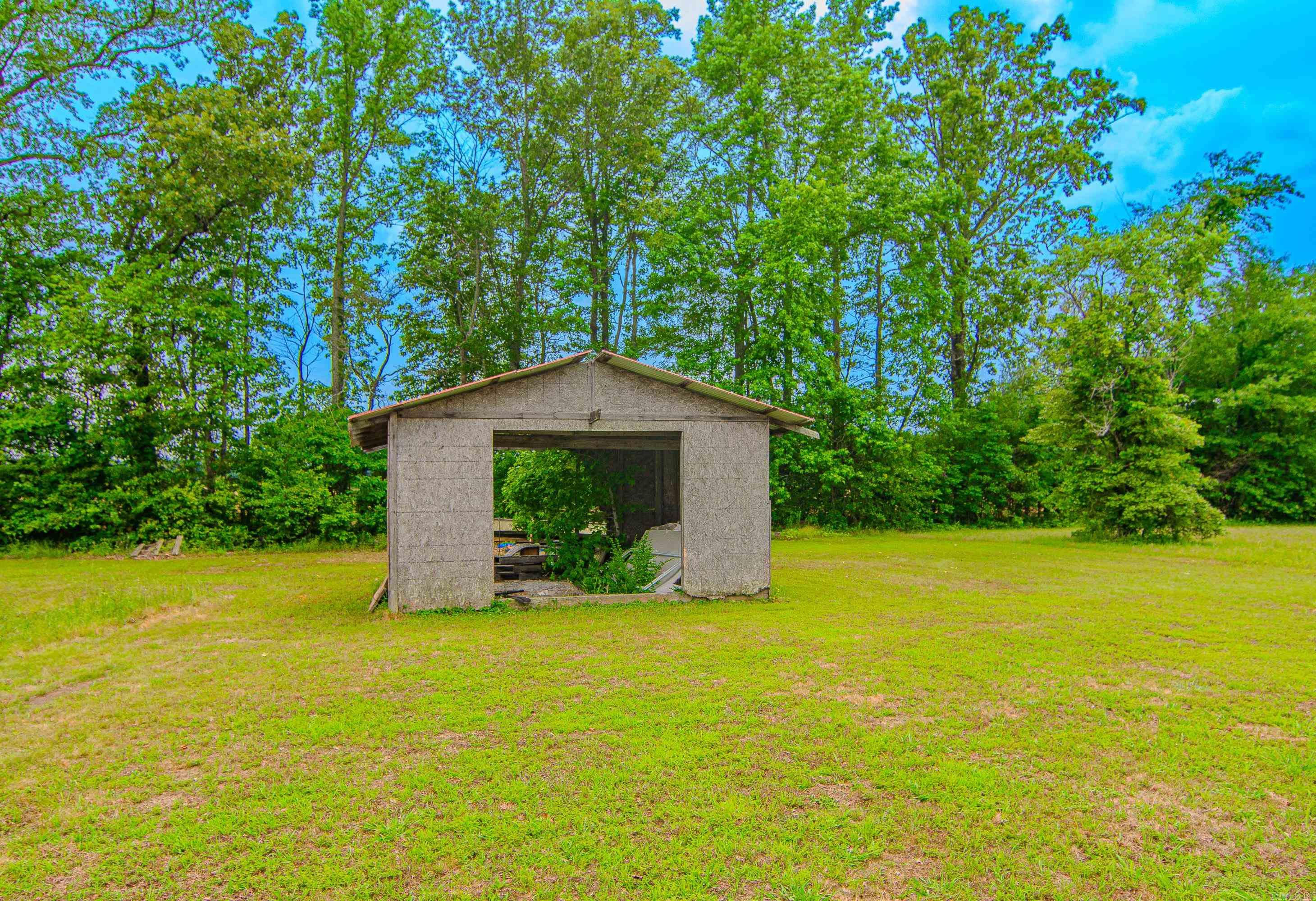 SHADY VALLEY - Residential