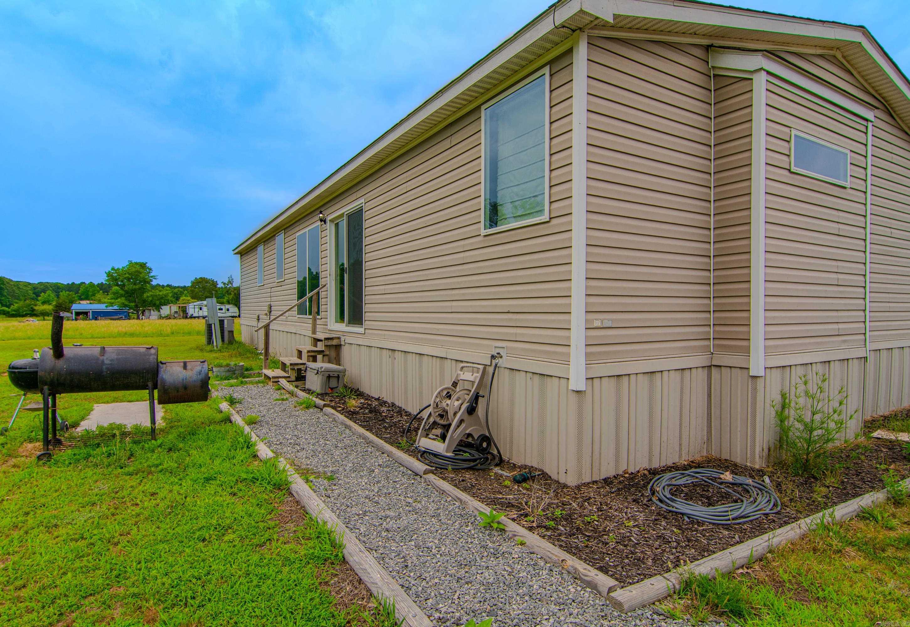 SHADY VALLEY - Residential