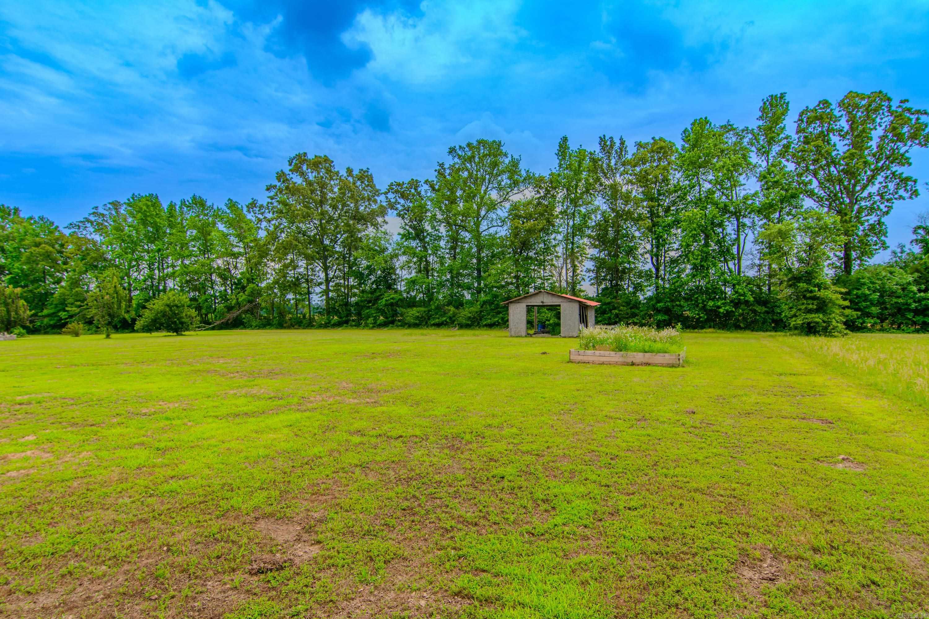 SHADY VALLEY - Residential