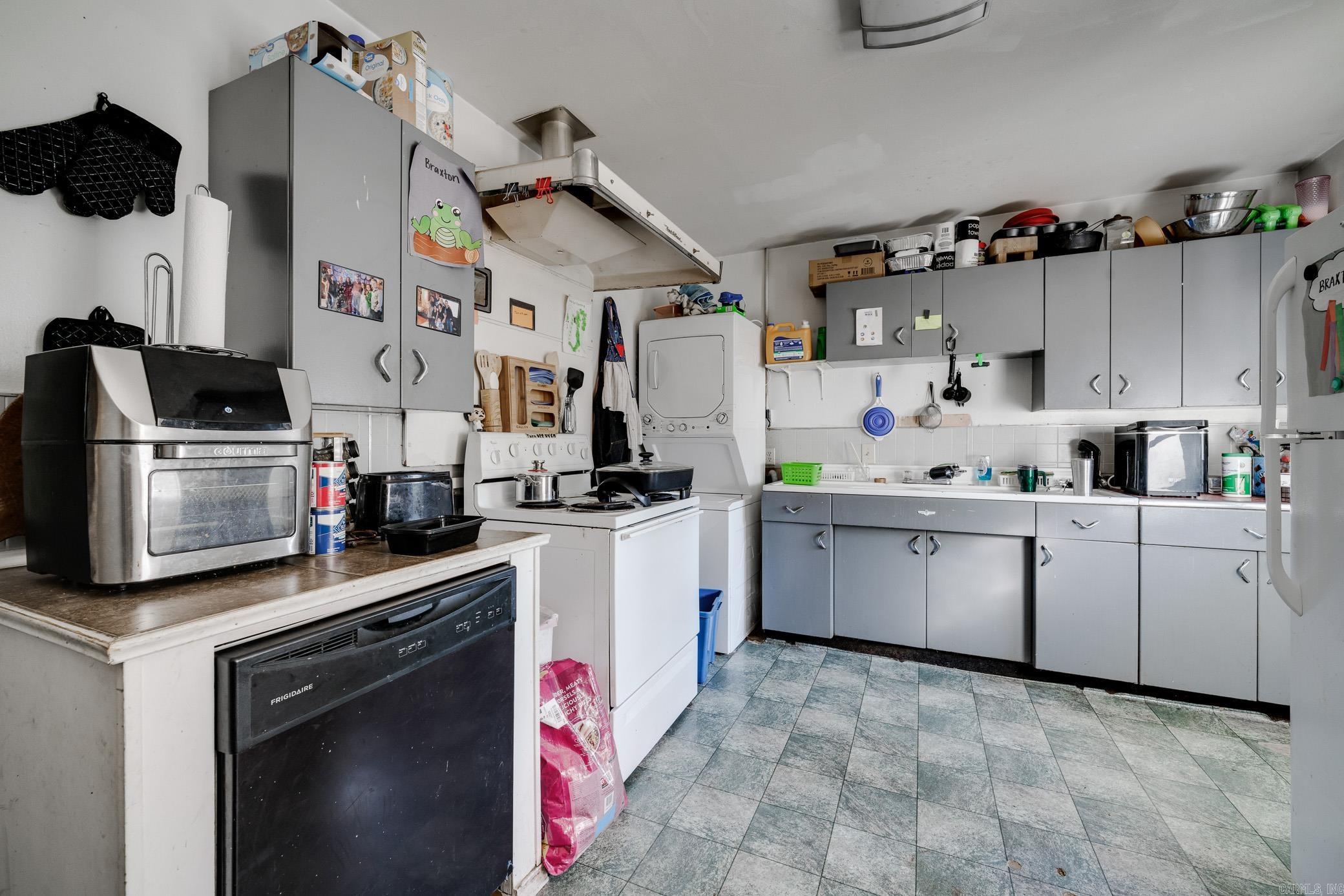 Robinsons Plan - Residential Income