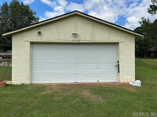 Metes & Bounds - Residential