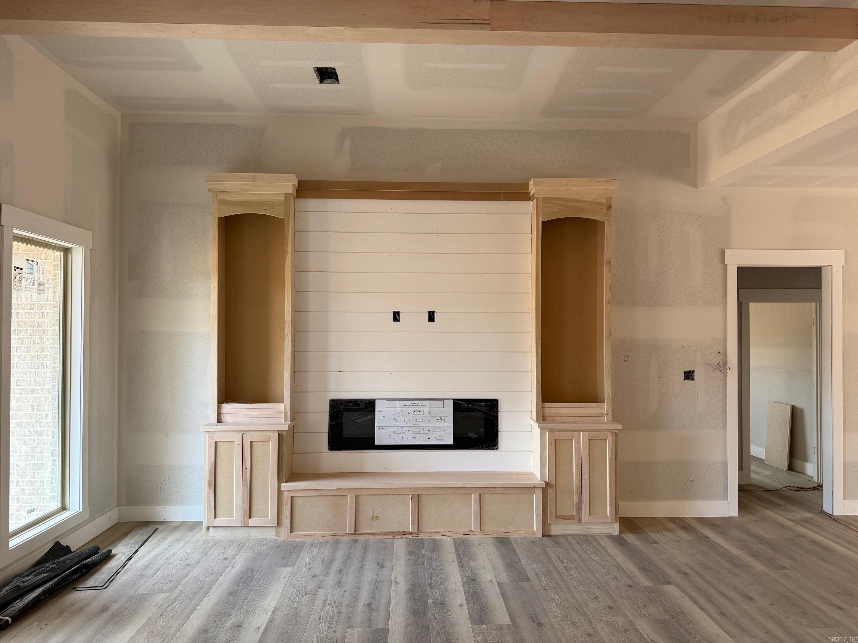 COYOTE RIDGE - Residential