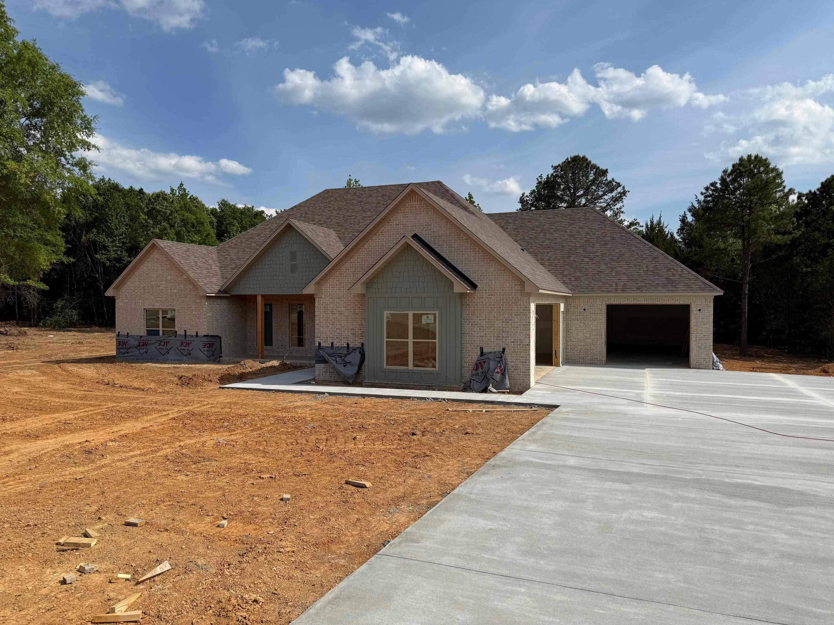 COYOTE RIDGE - Residential