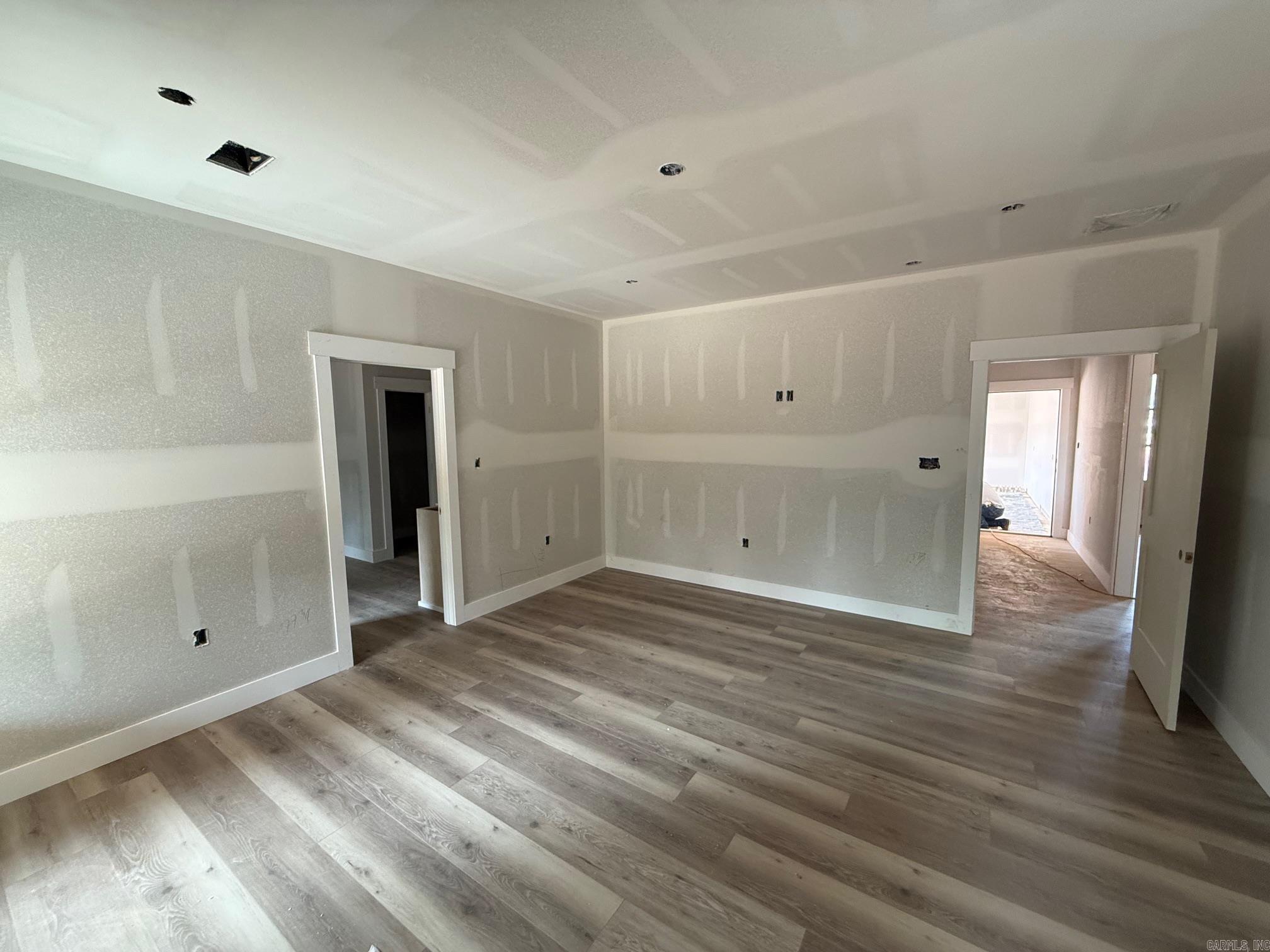 COYOTE RIDGE - Residential