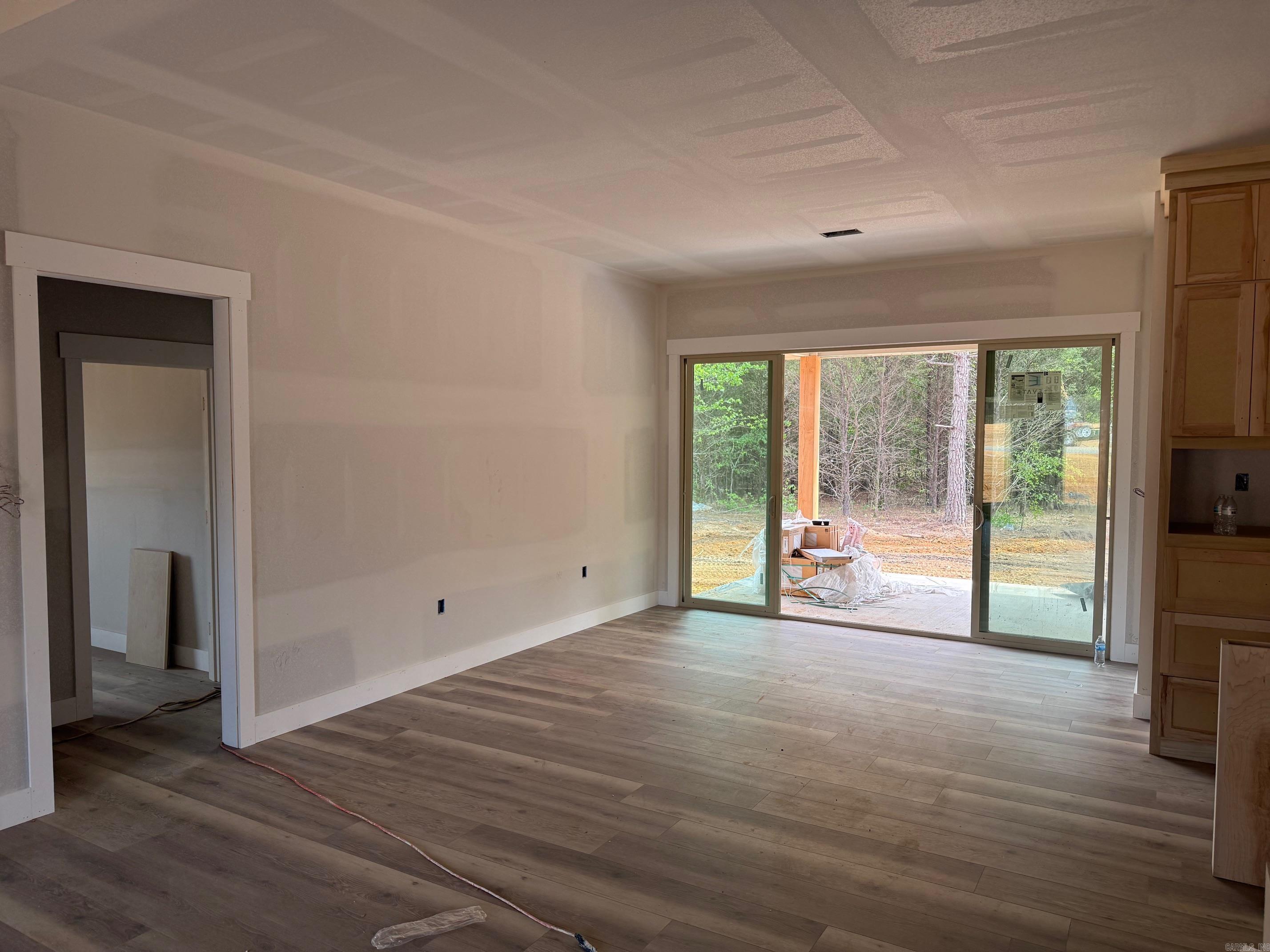 COYOTE RIDGE - Residential