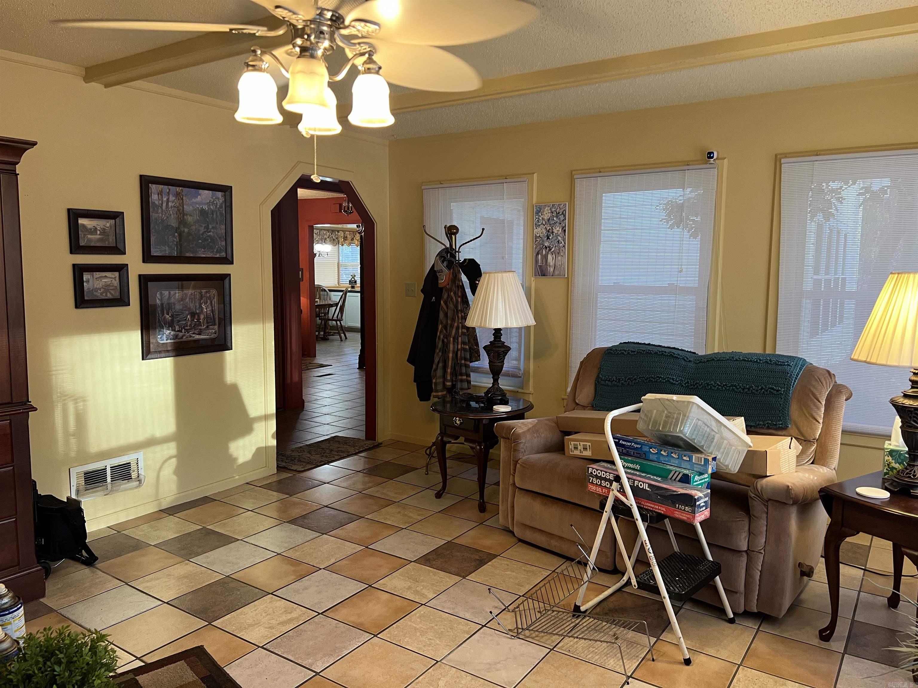 OAK LAWN ESTATES - Residential