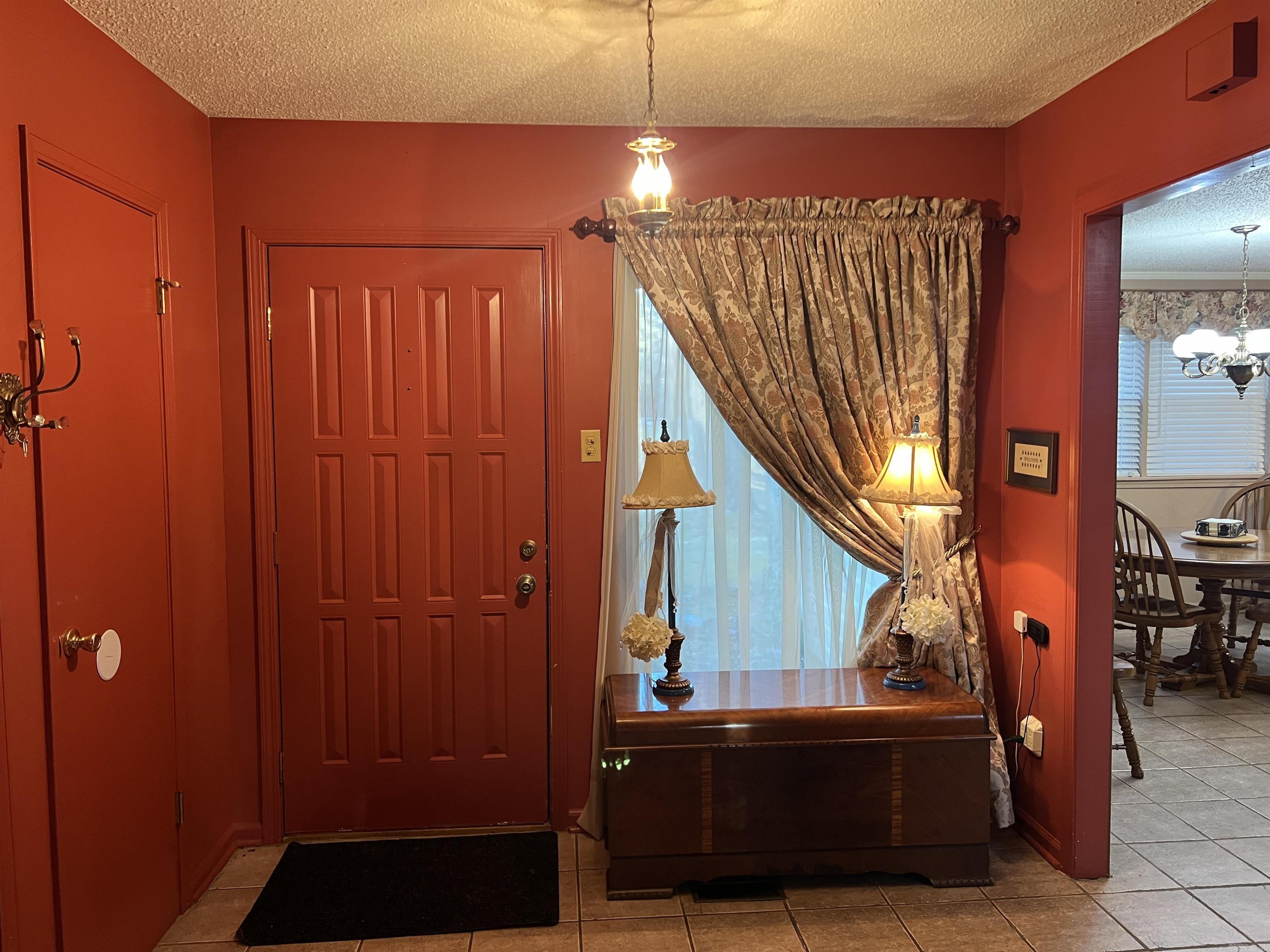 OAK LAWN ESTATES - Residential