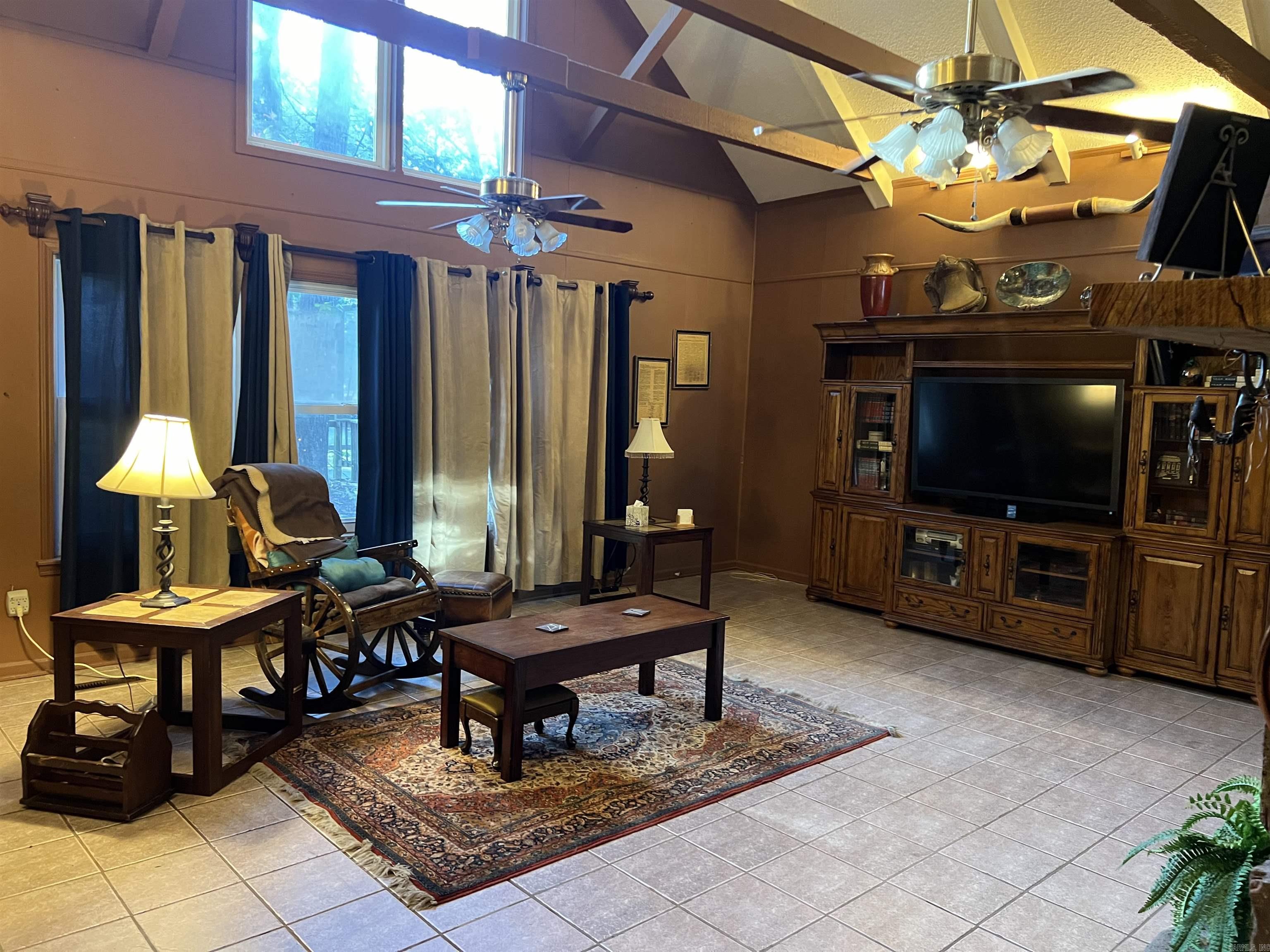 OAK LAWN ESTATES - Residential