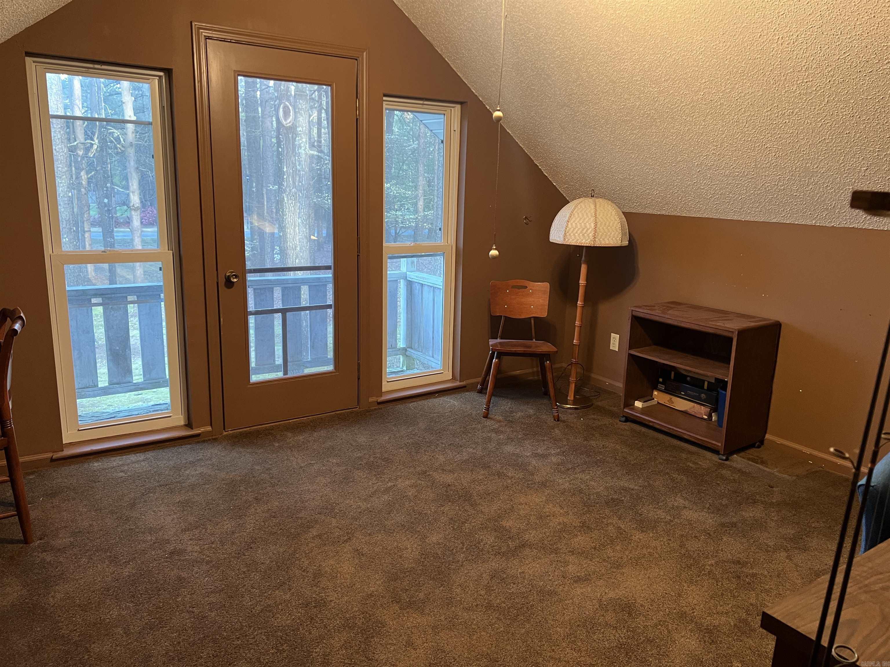 OAK LAWN ESTATES - Residential