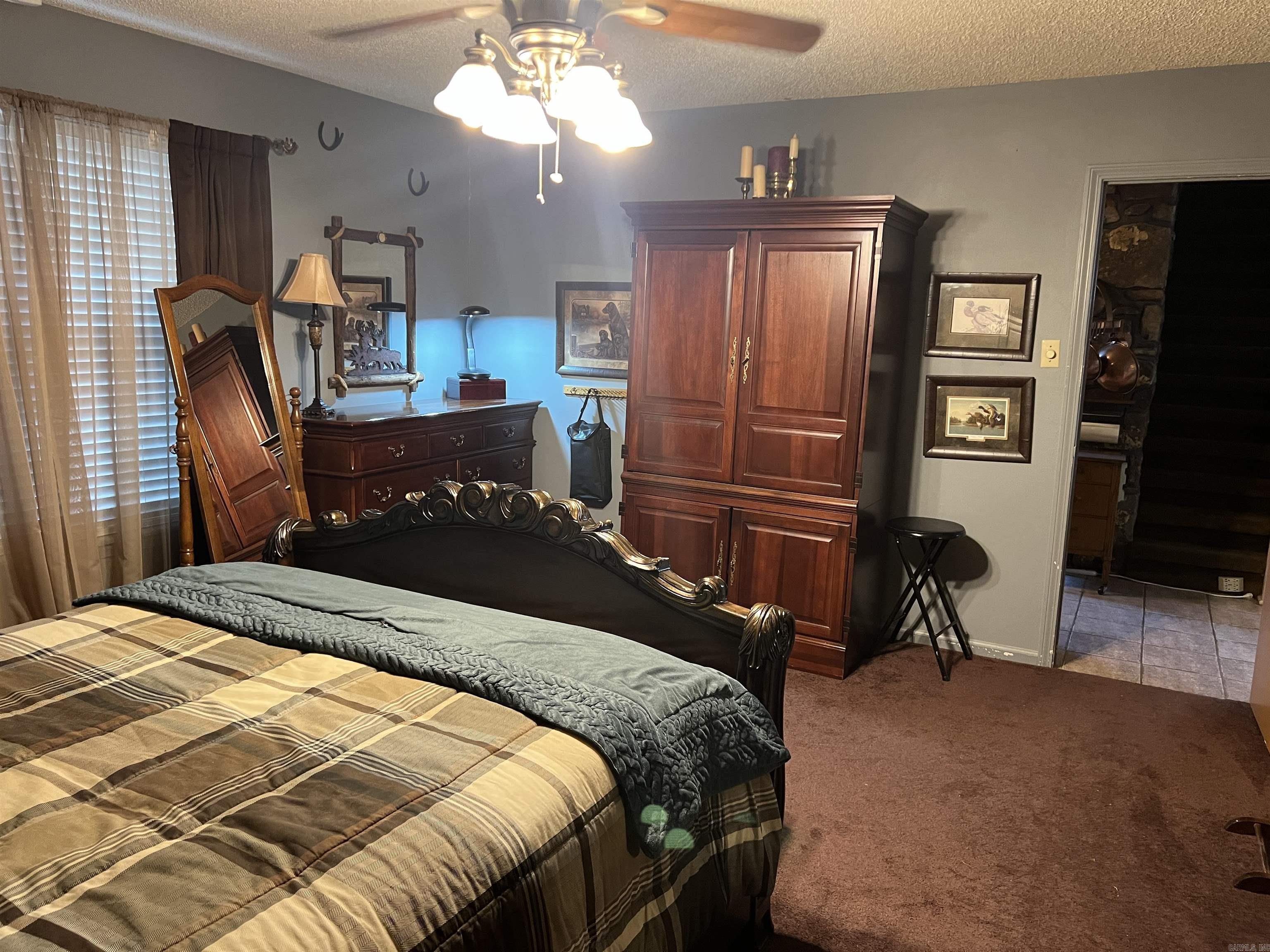 OAK LAWN ESTATES - Residential