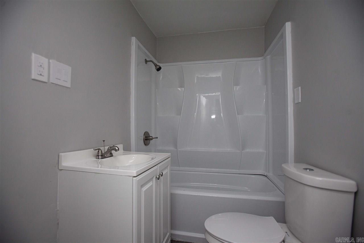 Johnson C & P - Residential Lease