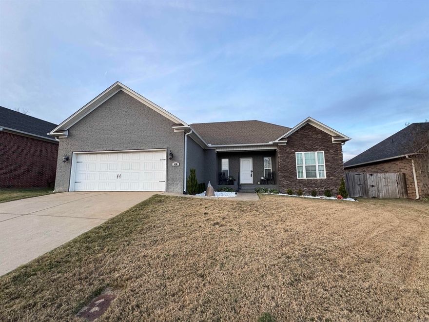 Welcome to this charming 3-bedroom, 2-bathroom home located in the highly desirable Chapel Creek neighborhood. Enjoy the family-friendly streets located within minutes of the area’s top-rated schools. Bonus feature in the garage includes a mini split system- ideal for a gym or climate-controlled storage.