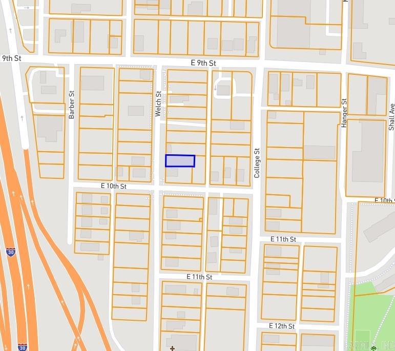 Located in an Opportunity Zone within the up-and-coming neighborhood of Hanger Hill. This lot is perfect for your new home. Walking distance to Southern Tail Brewery and the soon to be art center.
