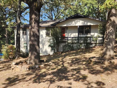MLS: 25008577