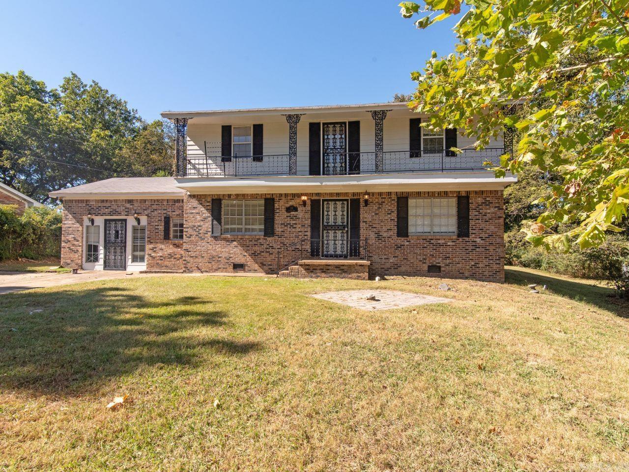 Eli J Lewis - Residential