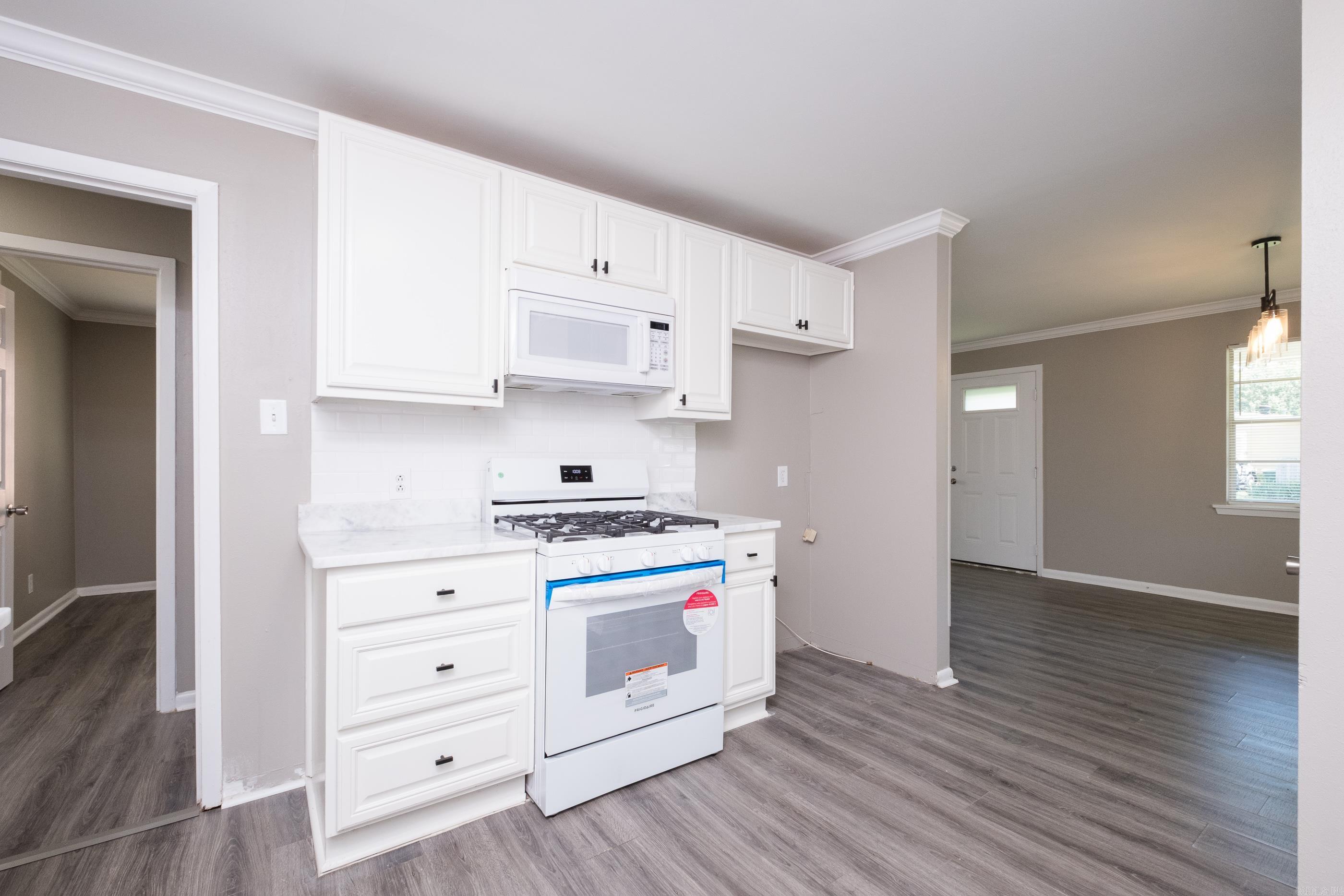 Ellis Acres - Residential