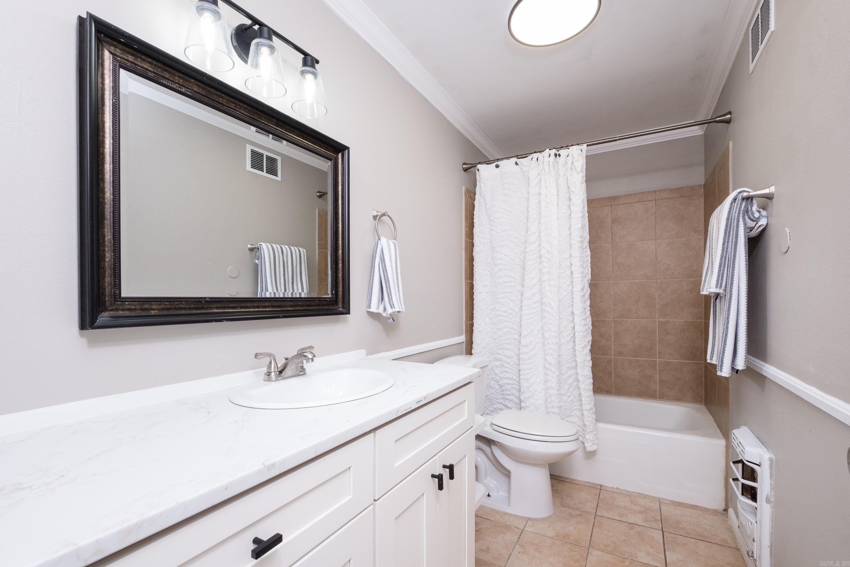 Ellis Acres - Residential