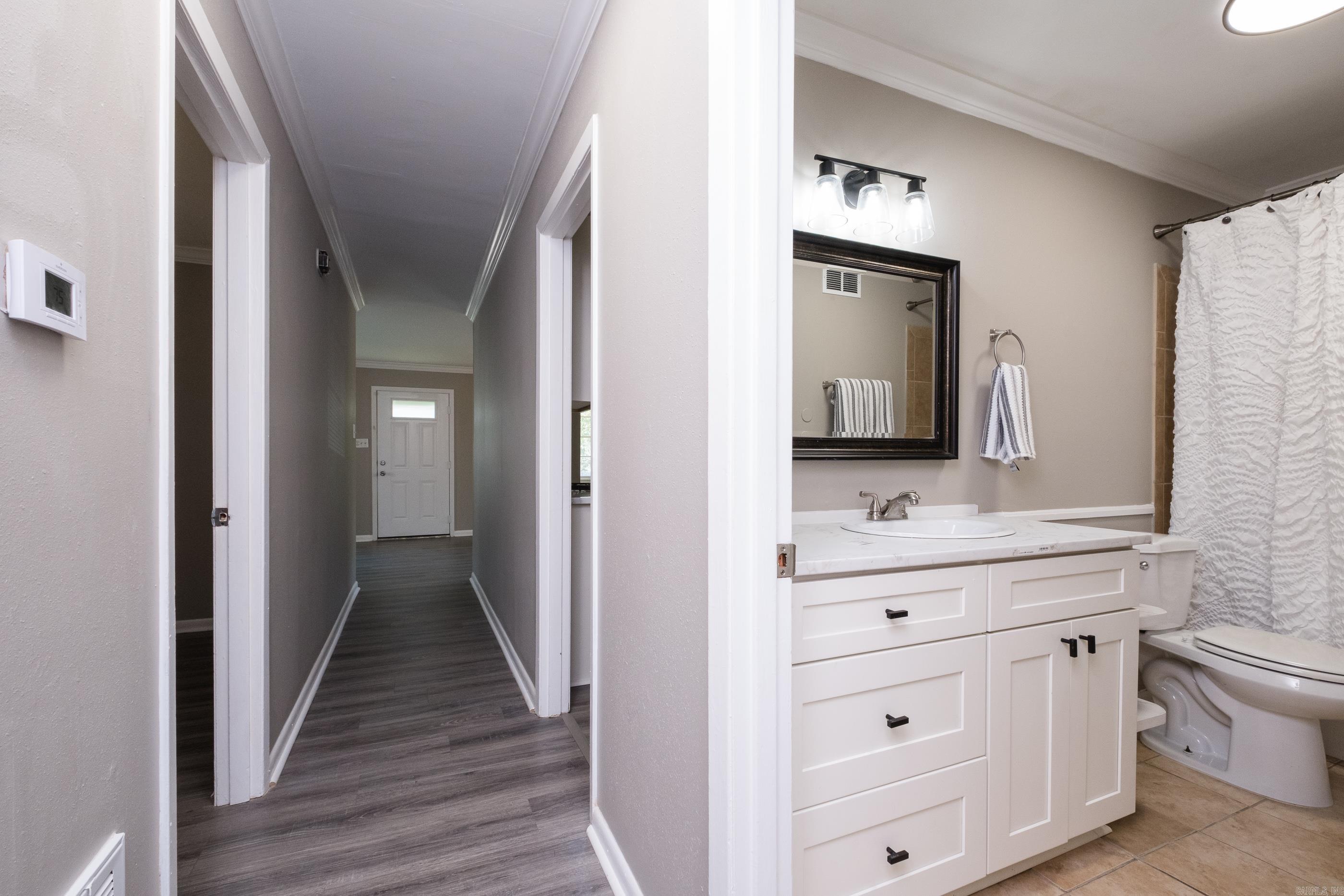 Ellis Acres - Residential