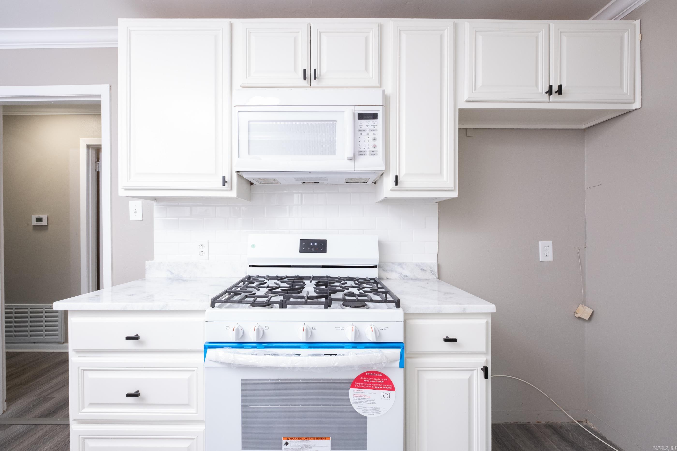 Ellis Acres - Residential