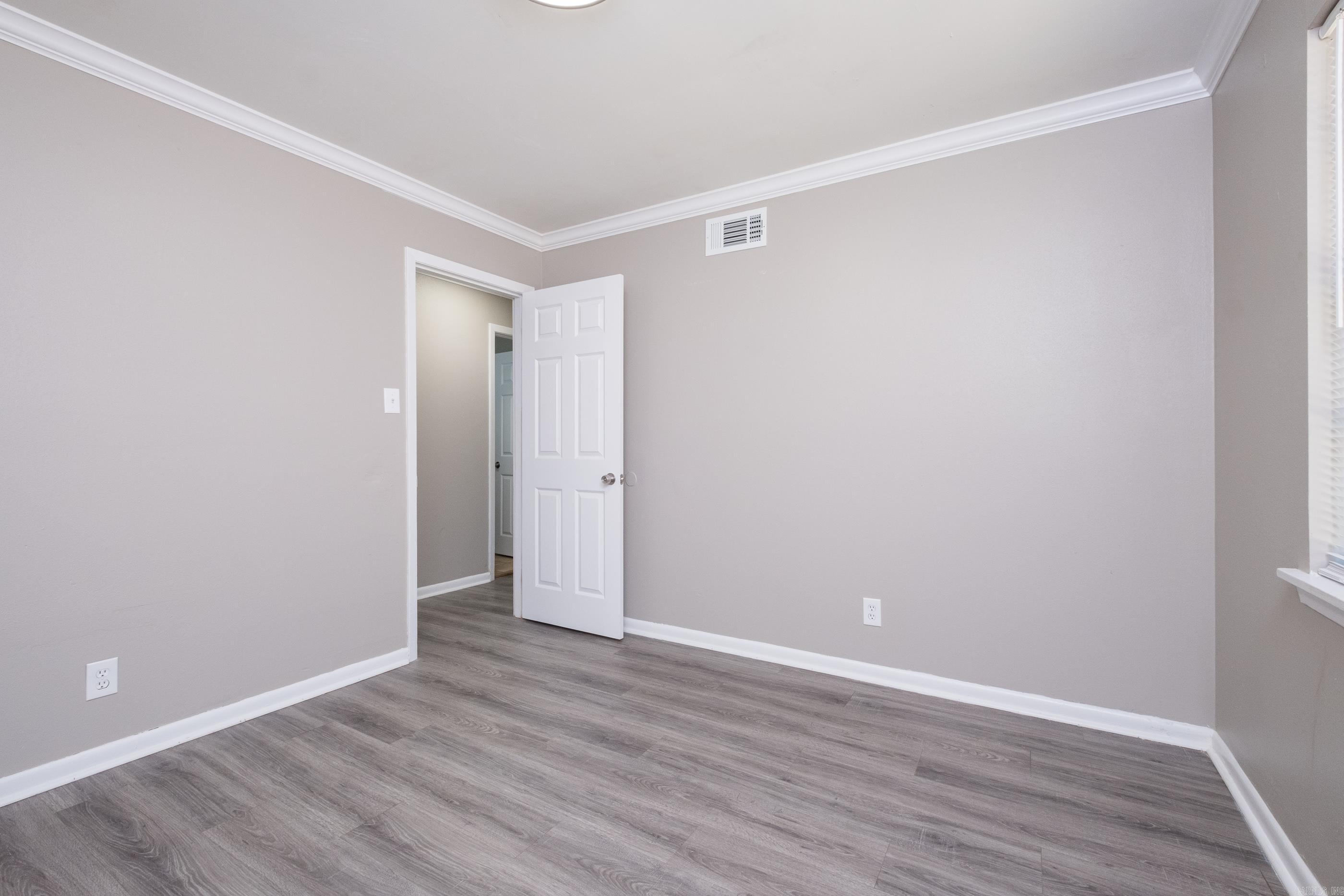 Ellis Acres - Residential