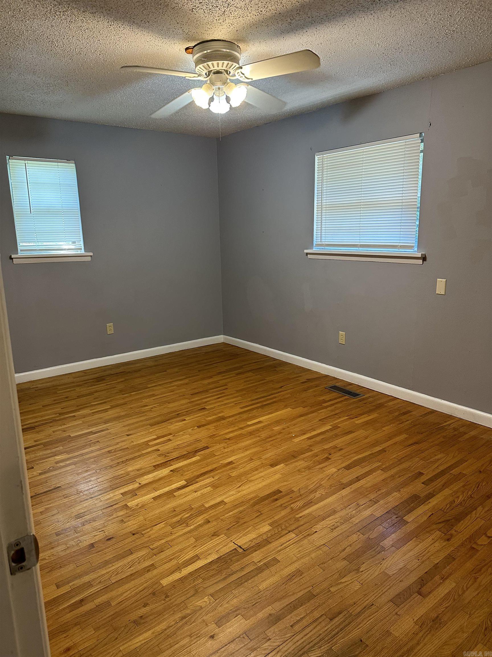 BEL AIRE - Residential