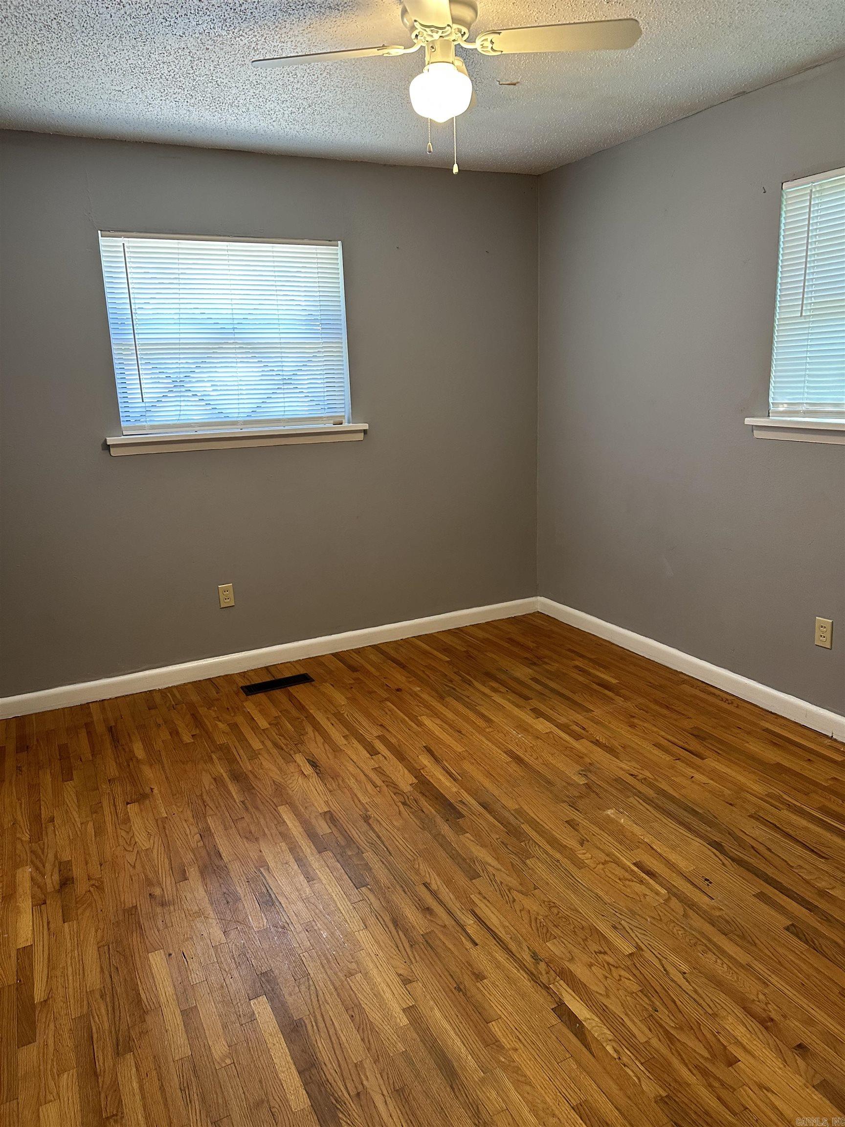 BEL AIRE - Residential