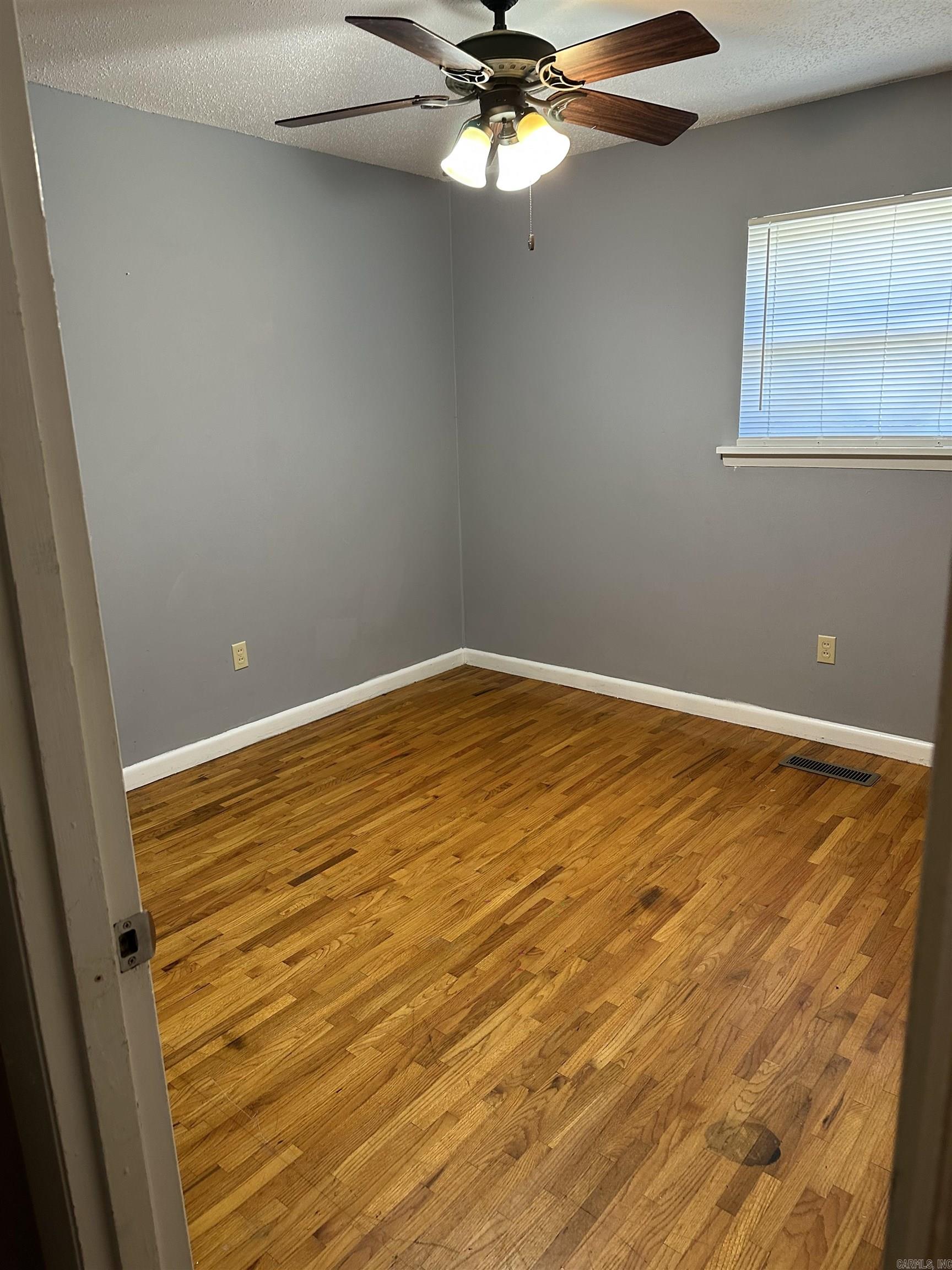 BEL AIRE - Residential