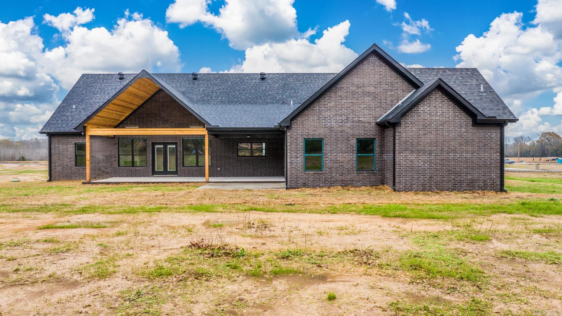 JACKSON ACRES - Residential