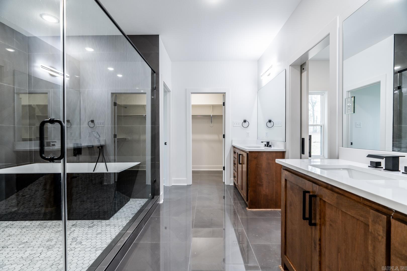 JACKSON ACRES - Residential