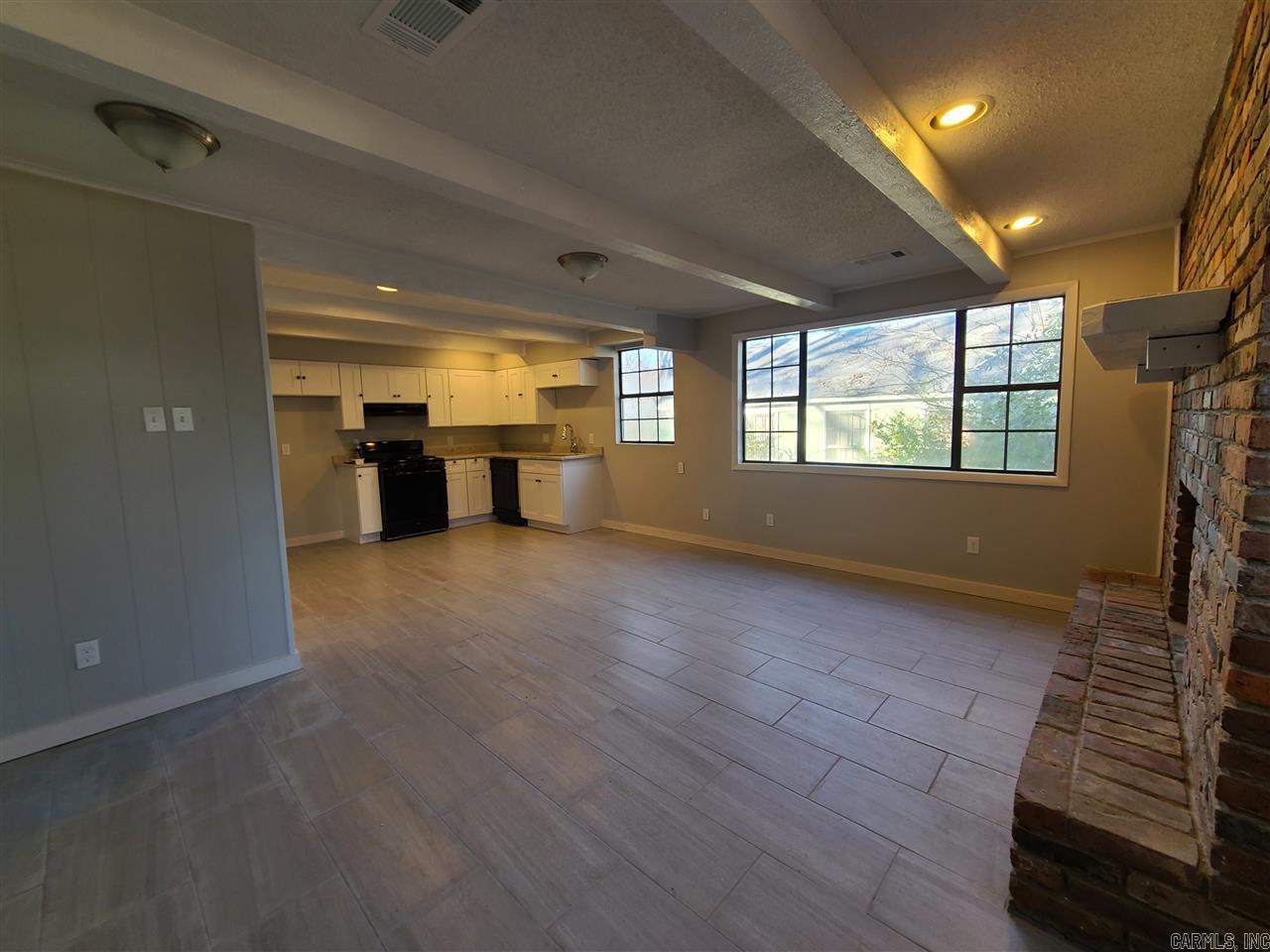 Cherry & Cox - Residential Lease