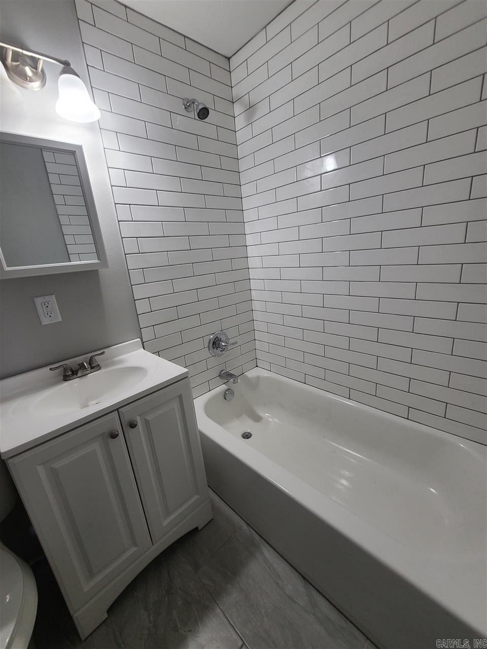 Cherry & Cox - Residential Lease