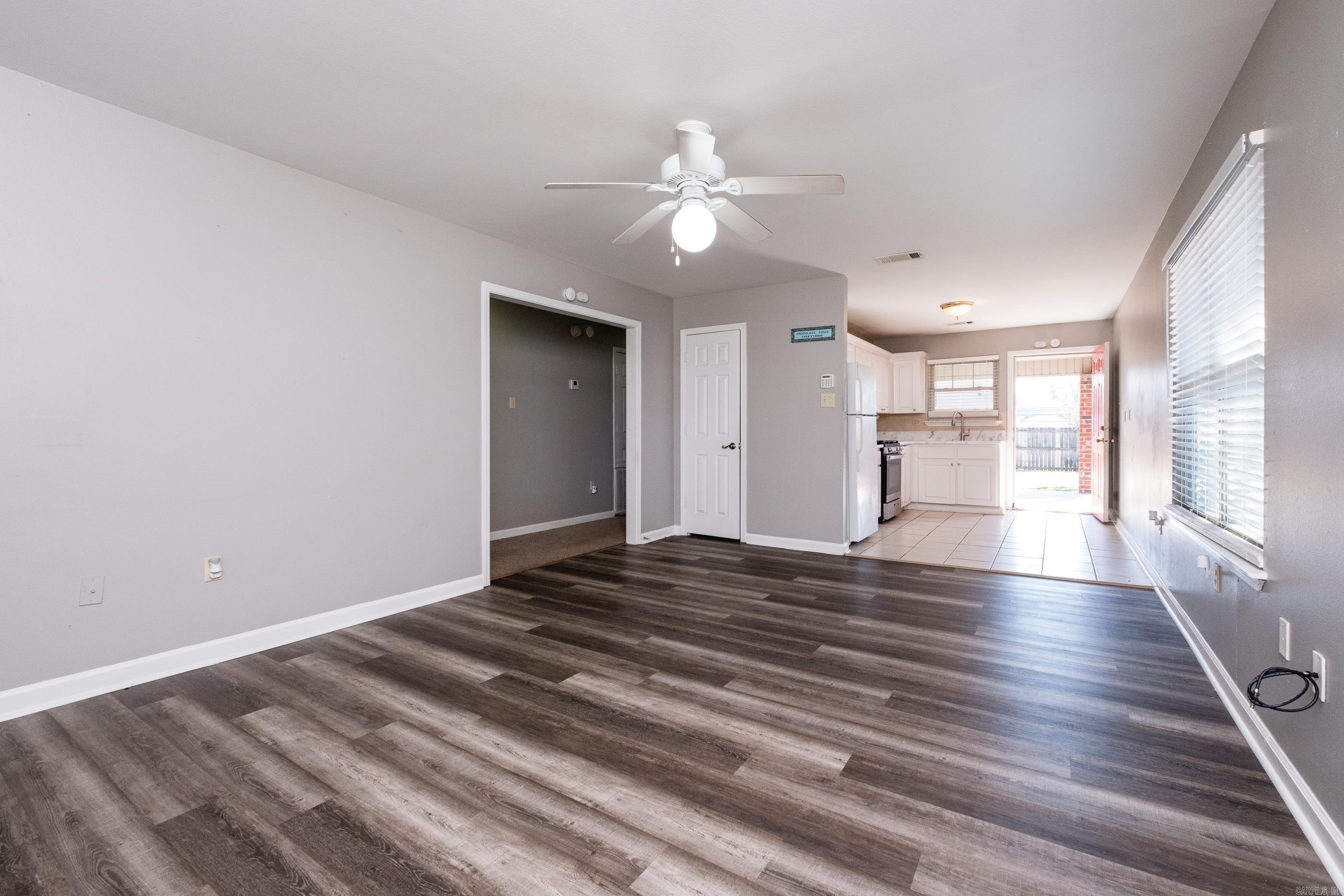 FOREST HILL - Residential