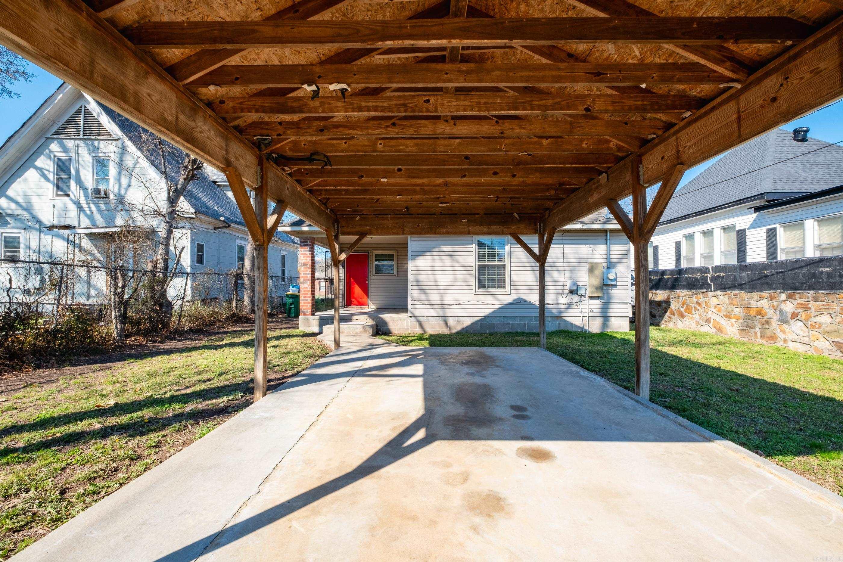 FOREST HILL - Residential