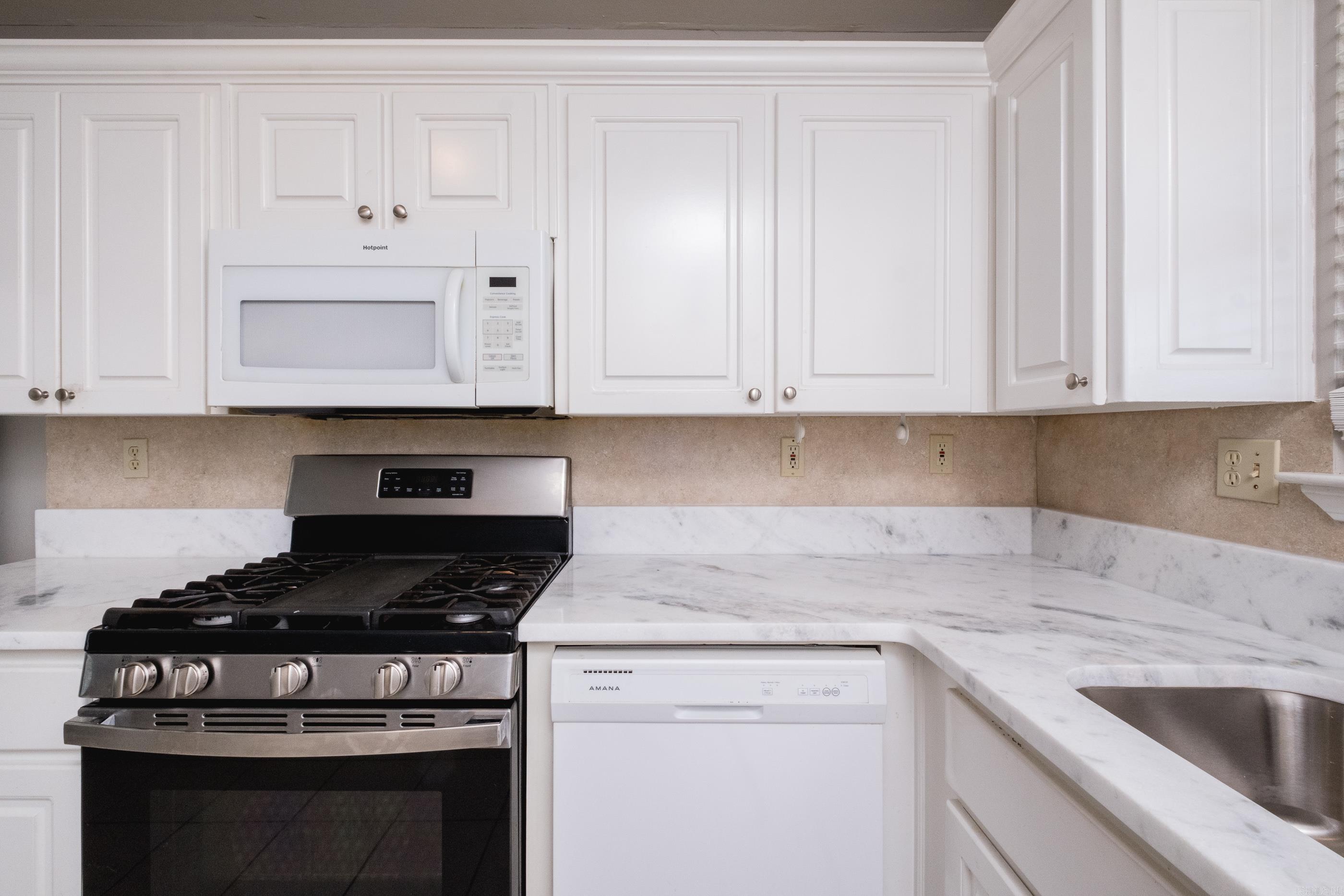 FOREST HILL - Residential