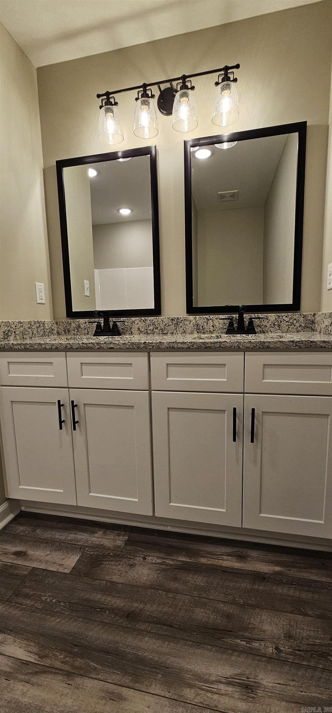 BROOKSHIRE PLACE - Residential Lease