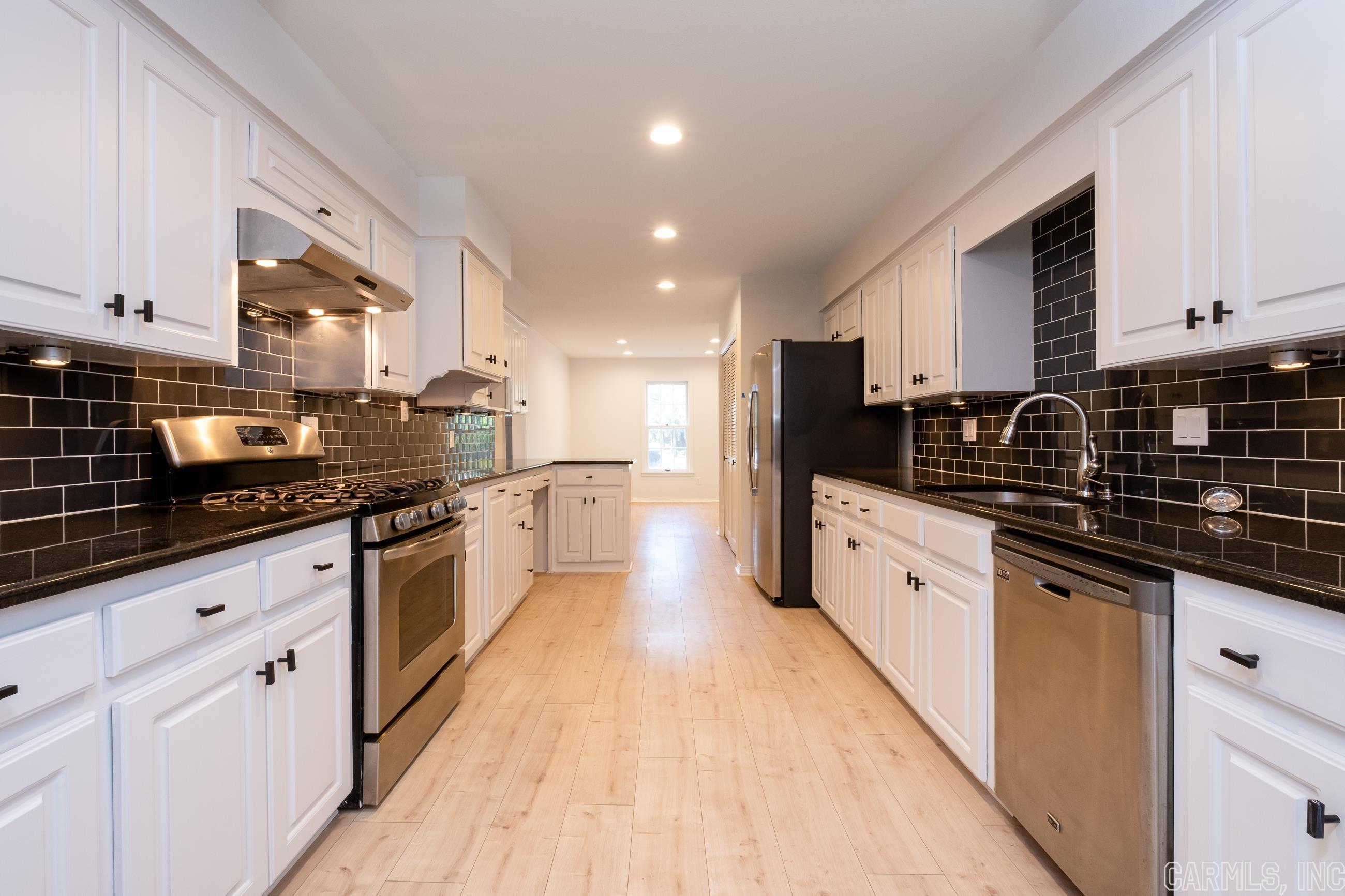 CAMBRIDGE PLACE HPR - Residential