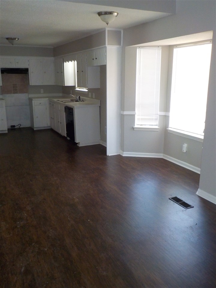 Pleasant View - Residential Lease