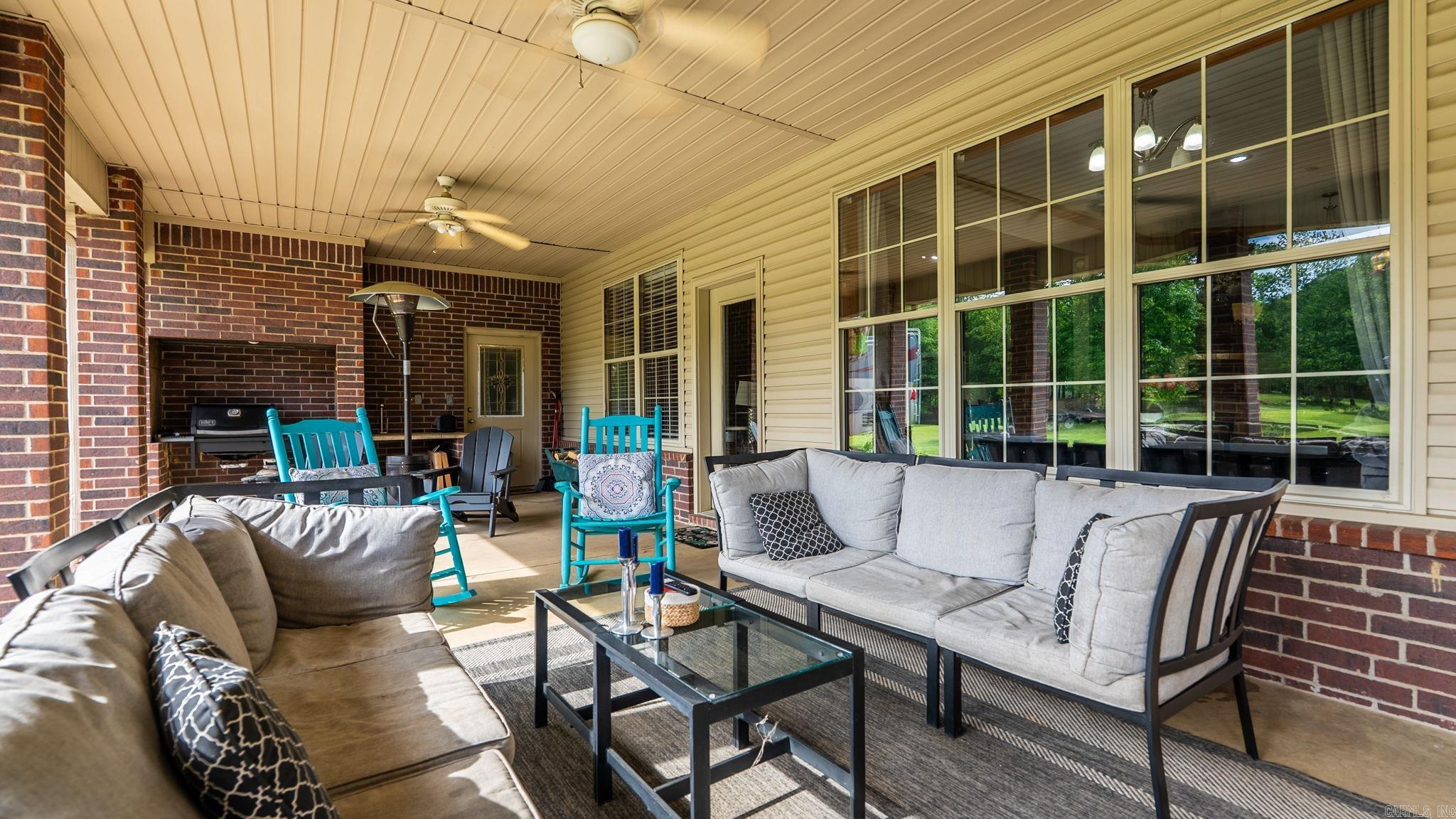 WILLOW WIND EST - Residential