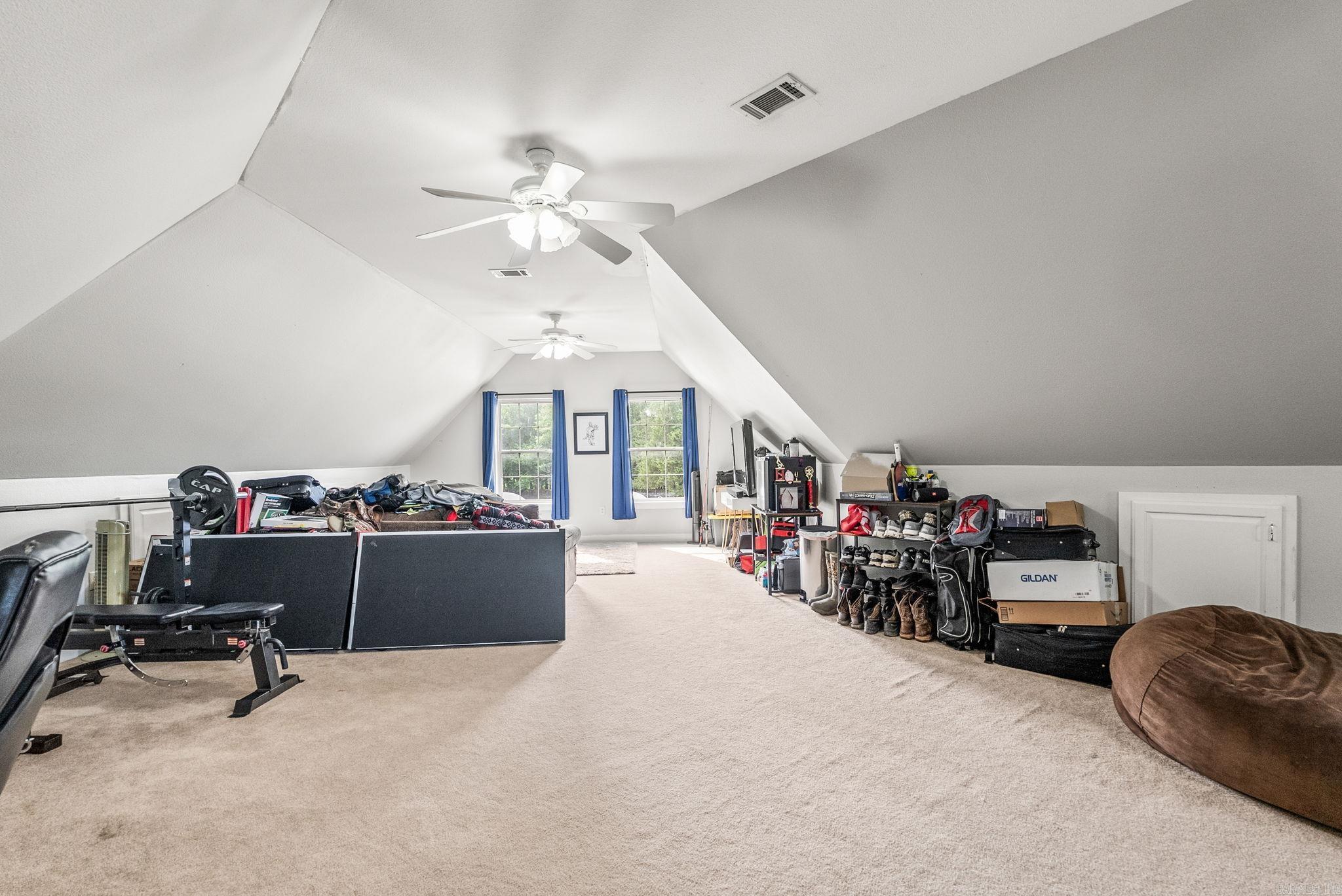 WILLOW WIND EST - Residential