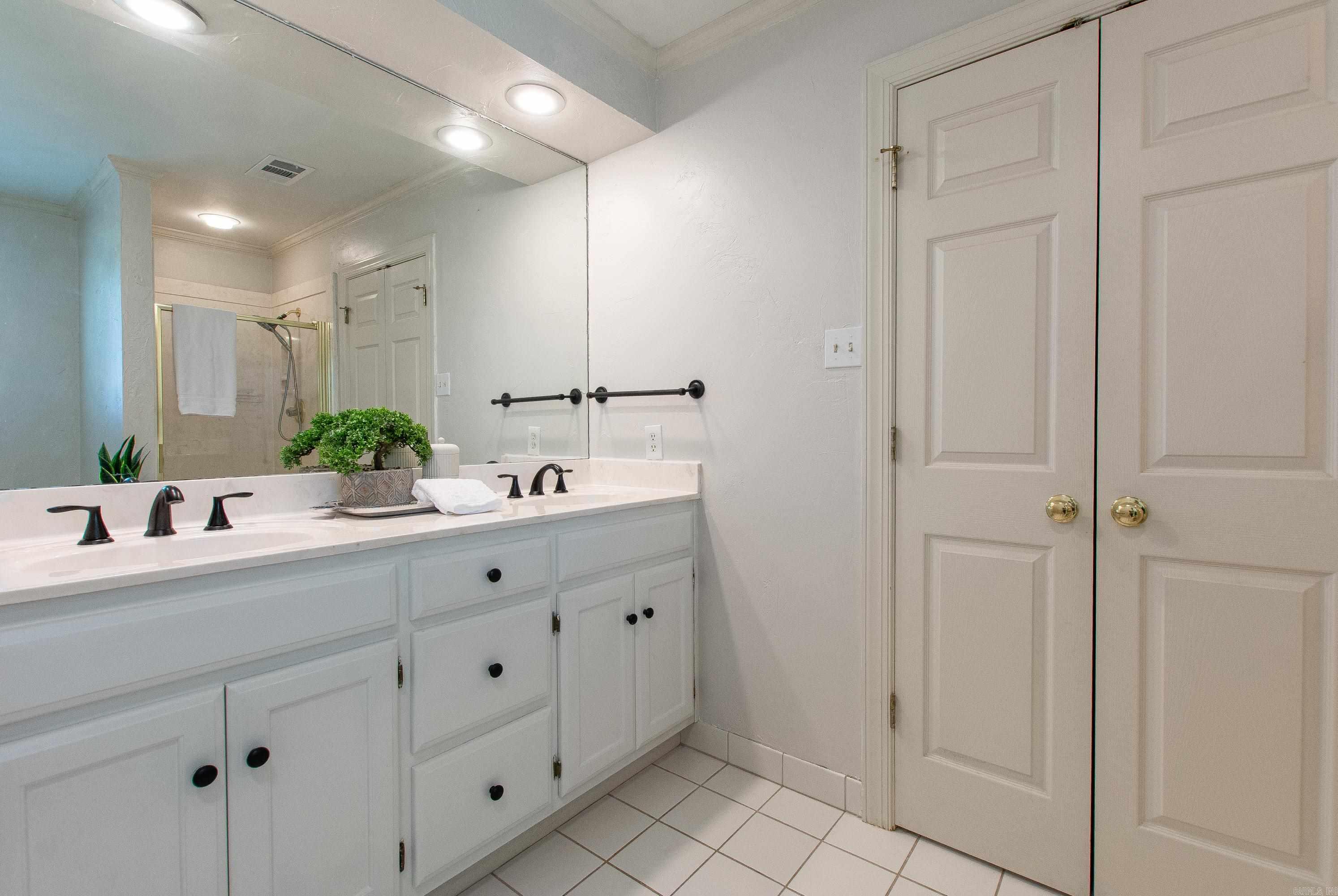 SECLUDED HILLS ADDN - Residential