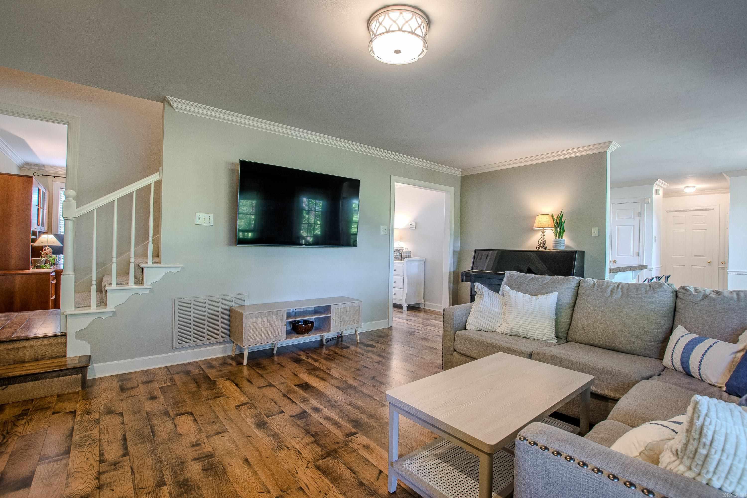 SECLUDED HILLS ADDN - Residential