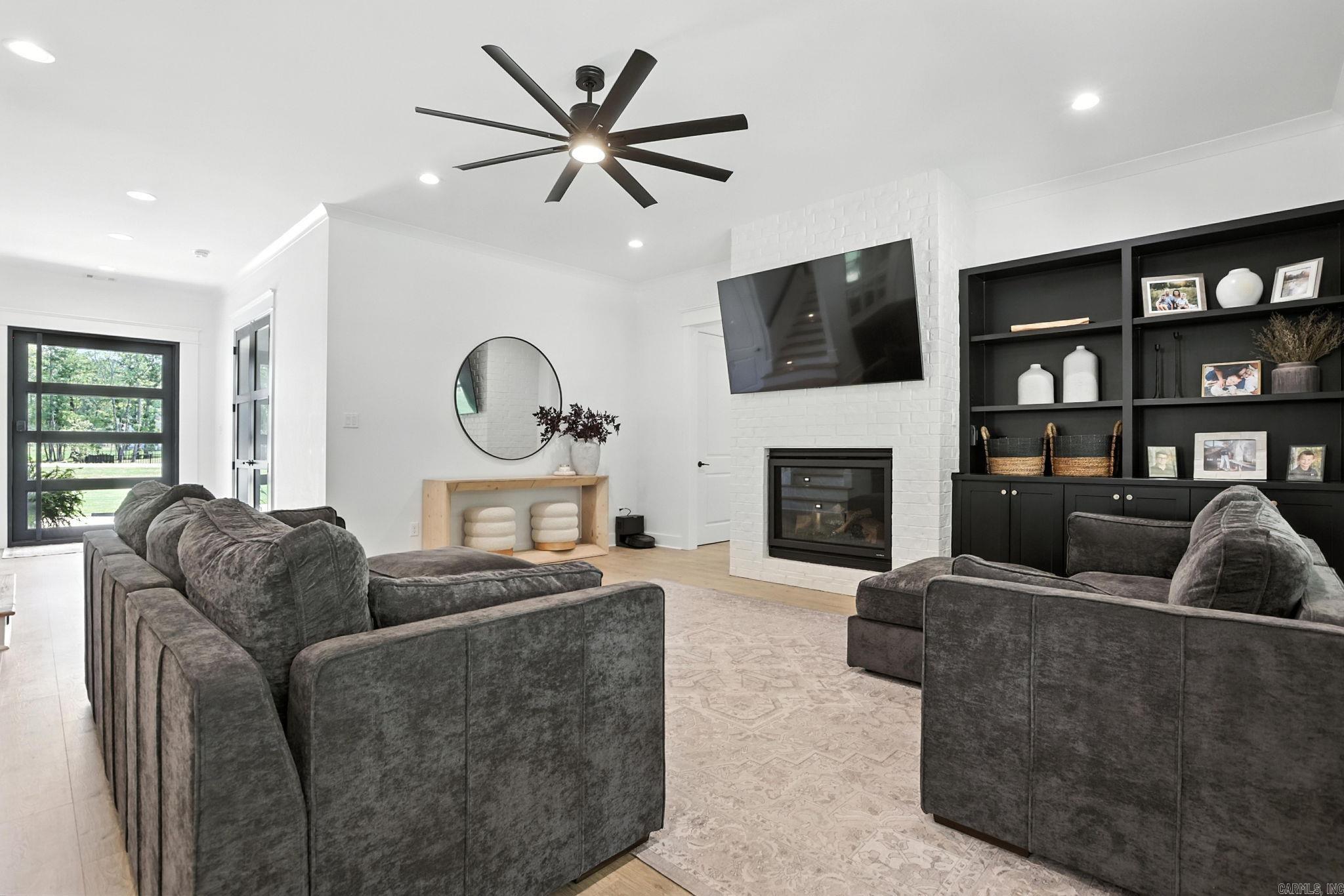 SUNGATE SUBDIVISION - Residential